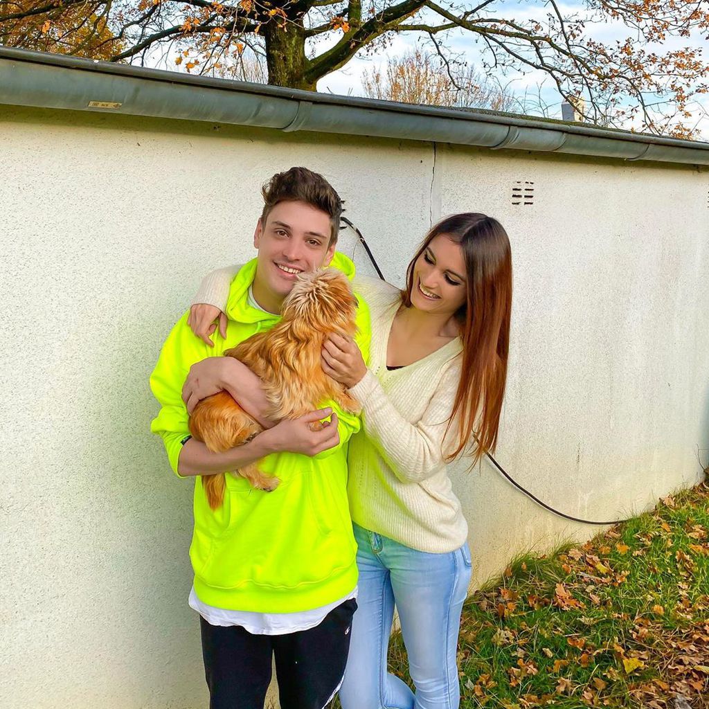 YouTube-Star Liont mit Hund Brötchen und TikTokerin Dilara