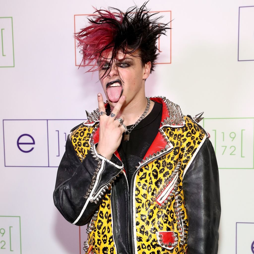 Yungblud, Sänger