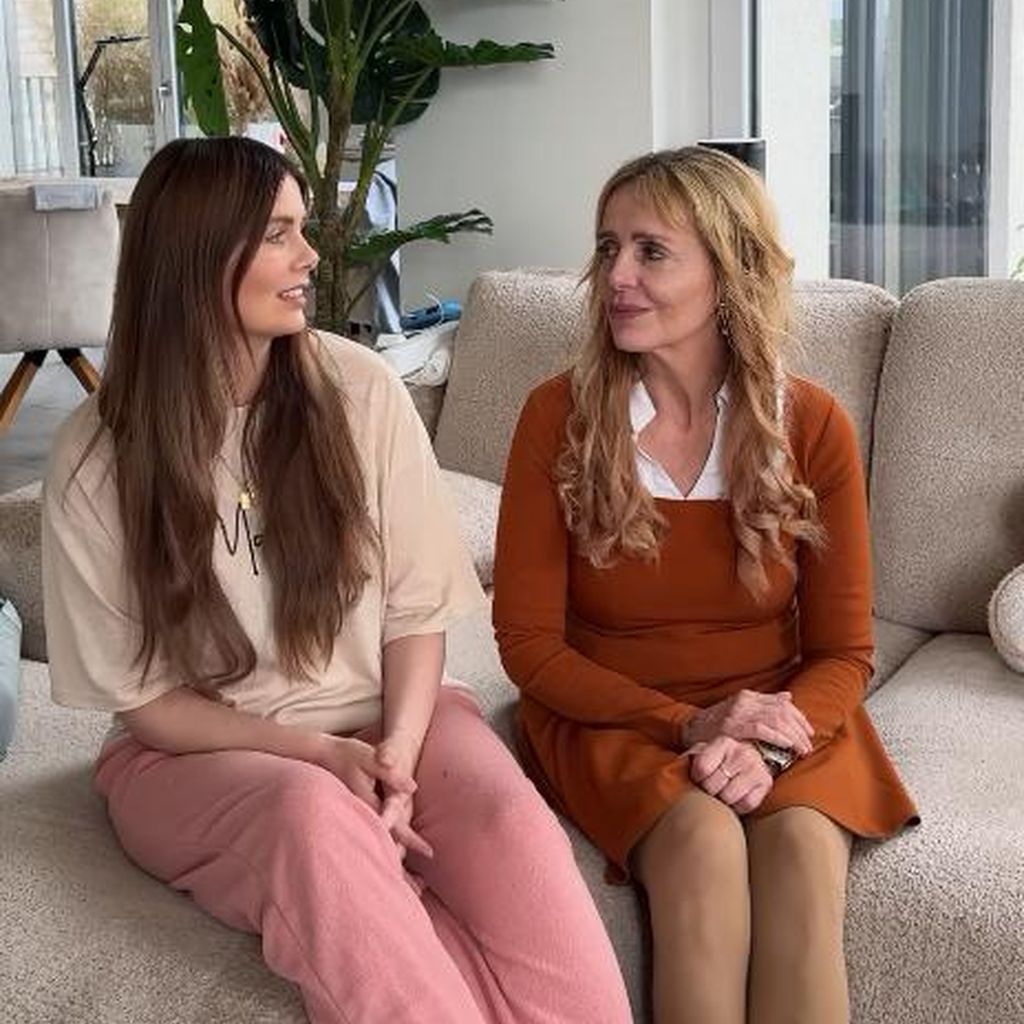 Yvonnedilauro, Influencerin, mit ihrer Mutter