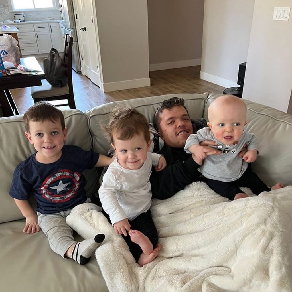 Zach Roloff mit seinen Kindern im Februar 2023