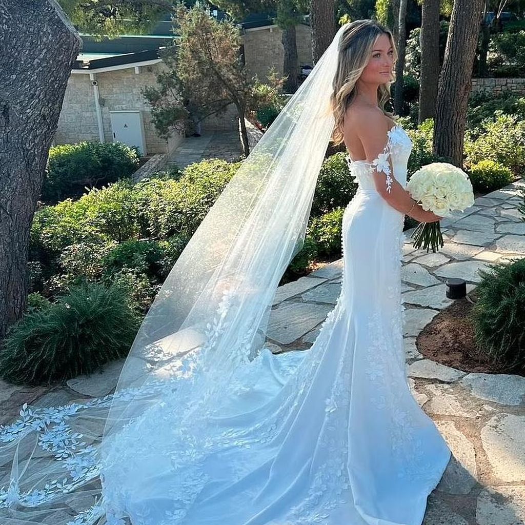 Zara Holland im Brautkleid