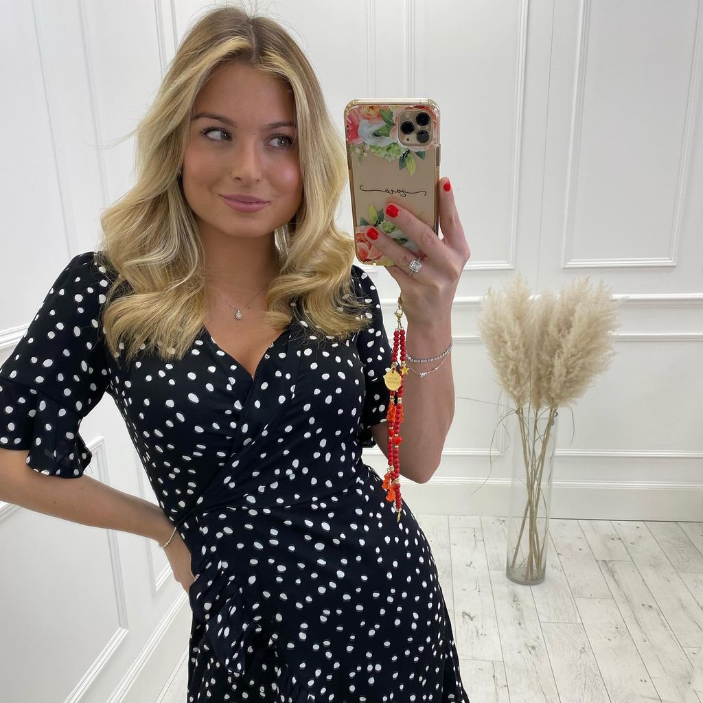 Zara Holland im Februar 2022