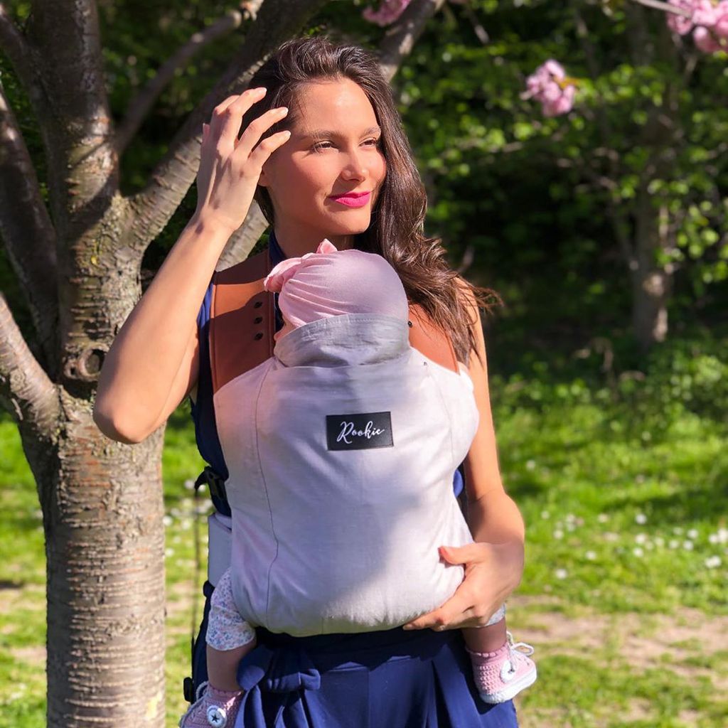 Reality-TV-Bekanntheit Ziania Rubi mit ihrer Tochter