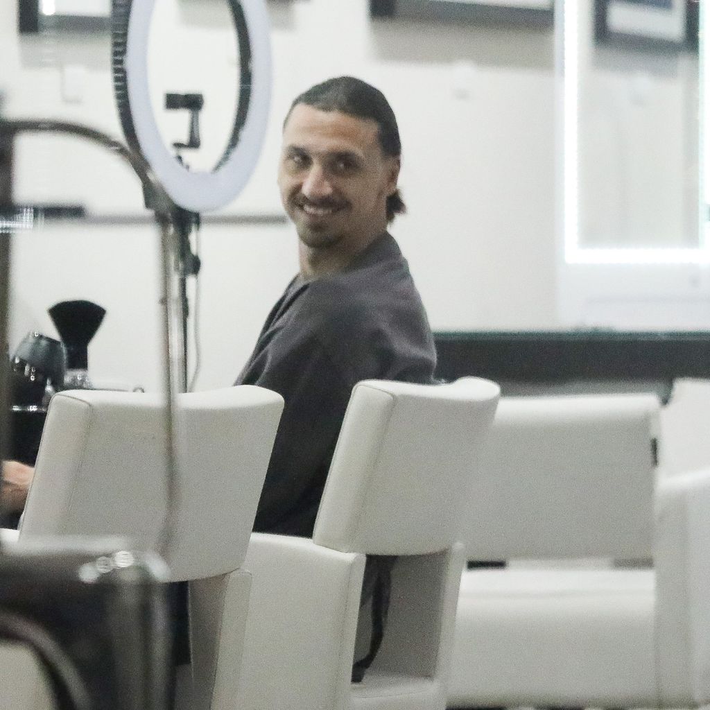 Zlatan Ibrahimovic beim Friseur