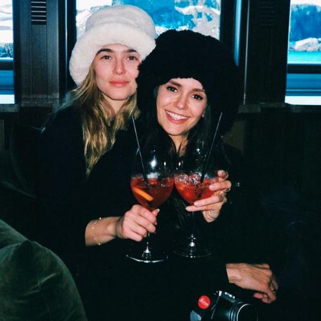 Zoey Deutch und Nina Dobrev in der Antarktis 2023