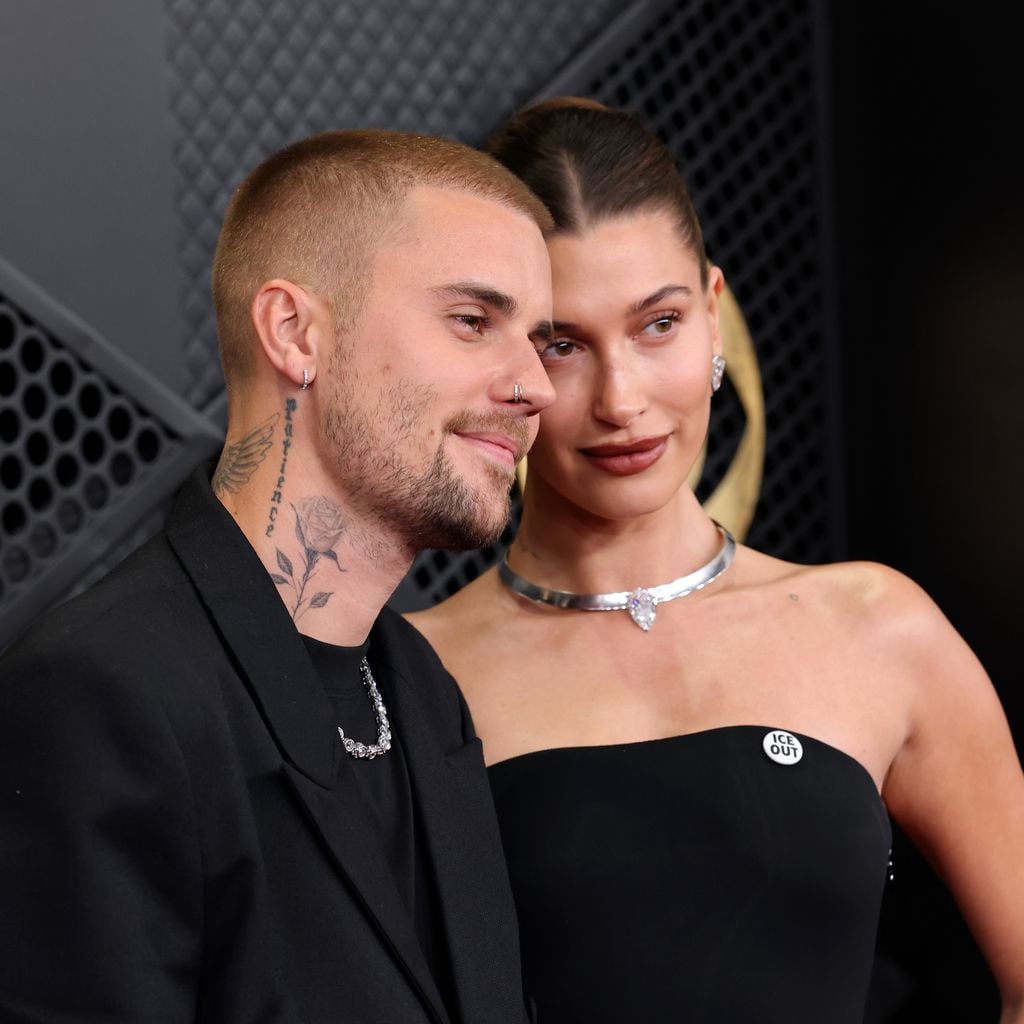 Justin und Hailey Bieber bei den Grammy Awards 2026 in Los Angeles
