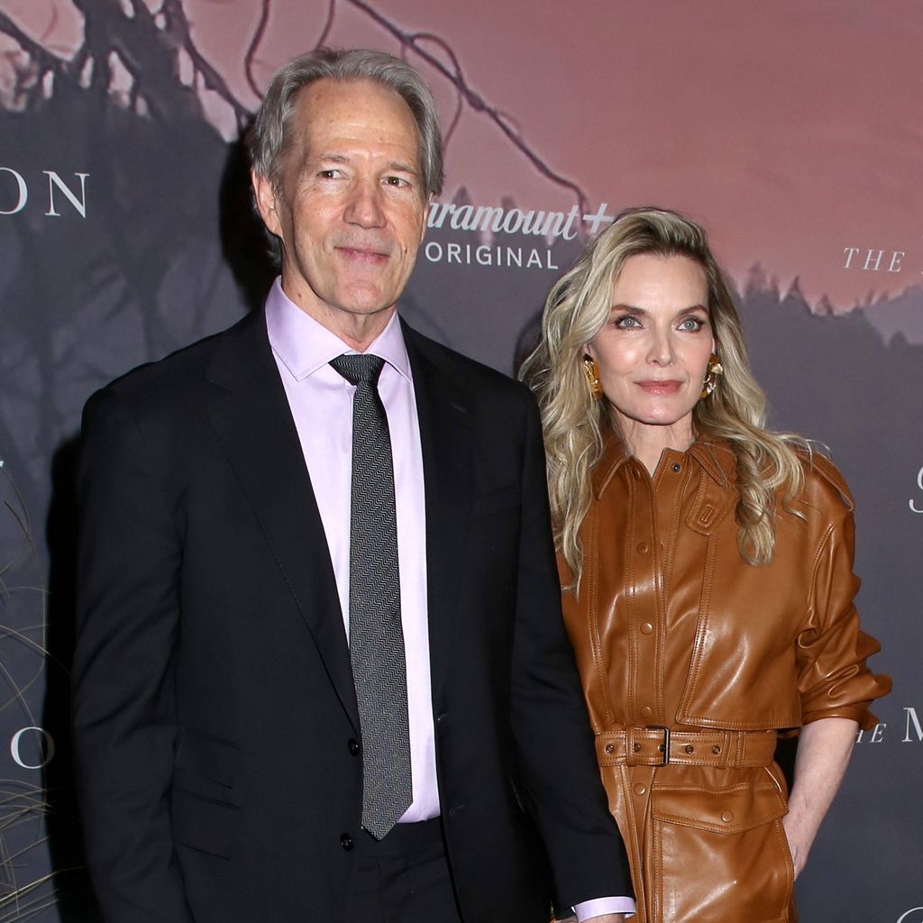 Michelle Pfeiffer und  David E. Kelley  bei der Premiere von "The Madison" in New York