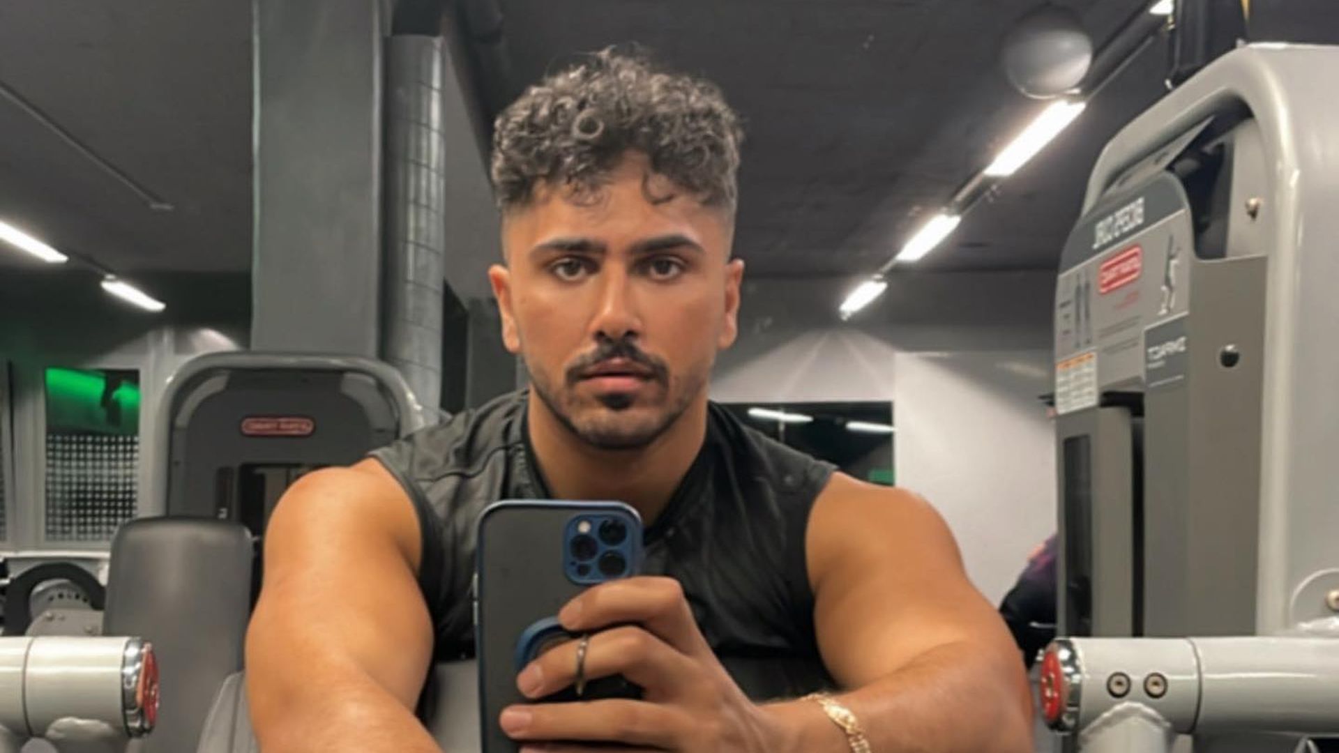 -Hochzeitskampagne-Amir-Hosseiny-ist-nicht-verheiratet