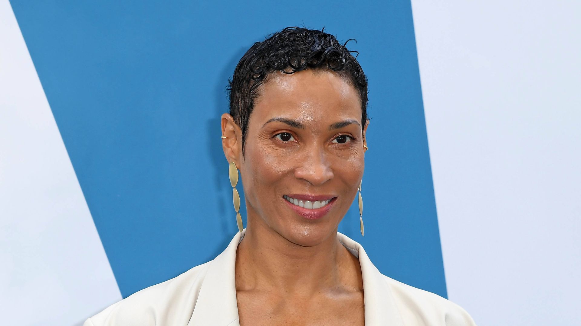 Annabelle-Mandeng-trainiert-hart-f-r-TV-Total-Turmspringen-