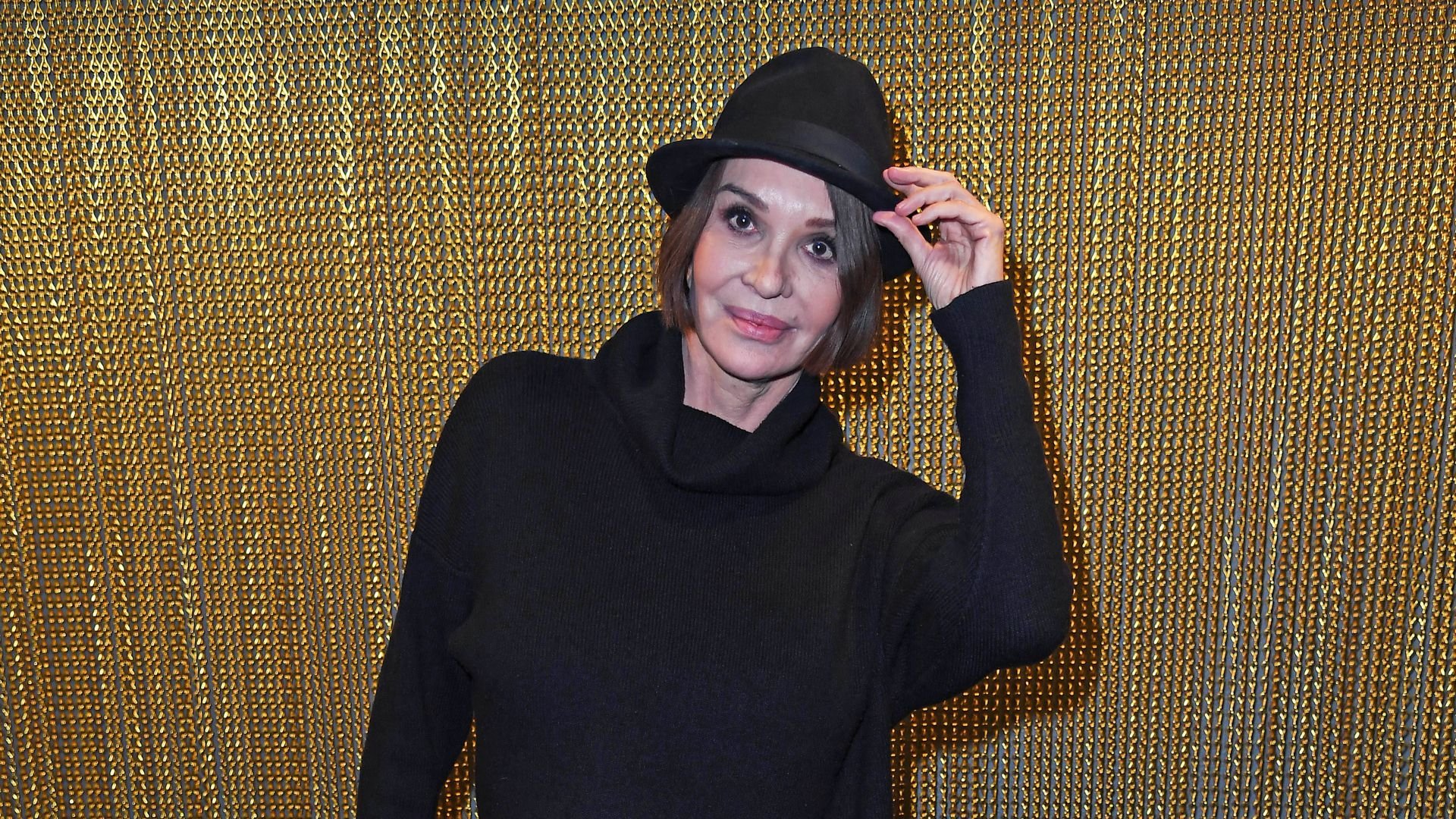 Anouschka-Renzi-hat-eine-gute-Promis-unter-Palmen-Gage