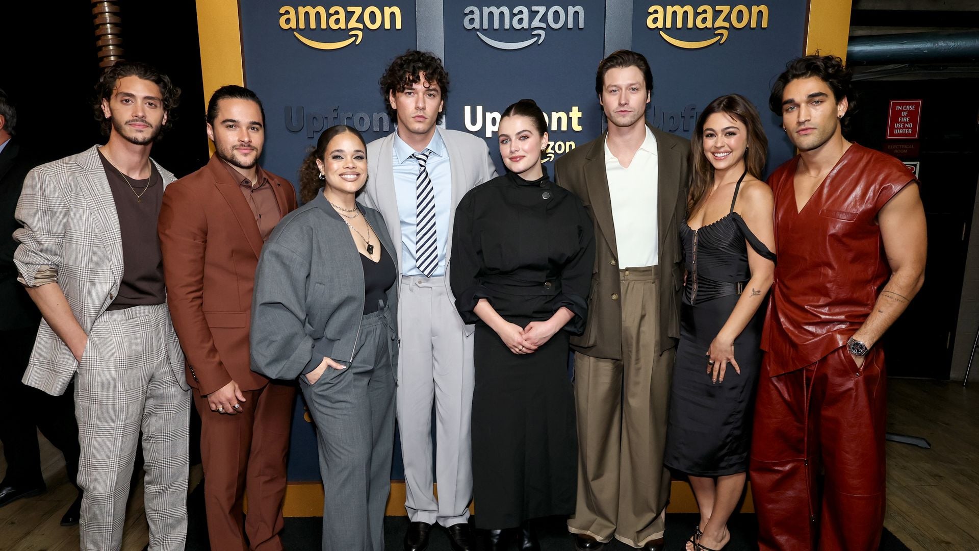 Belmont-schlie-t-Co-Stars-aus-So-eng-ist-Off-Campus-Cast