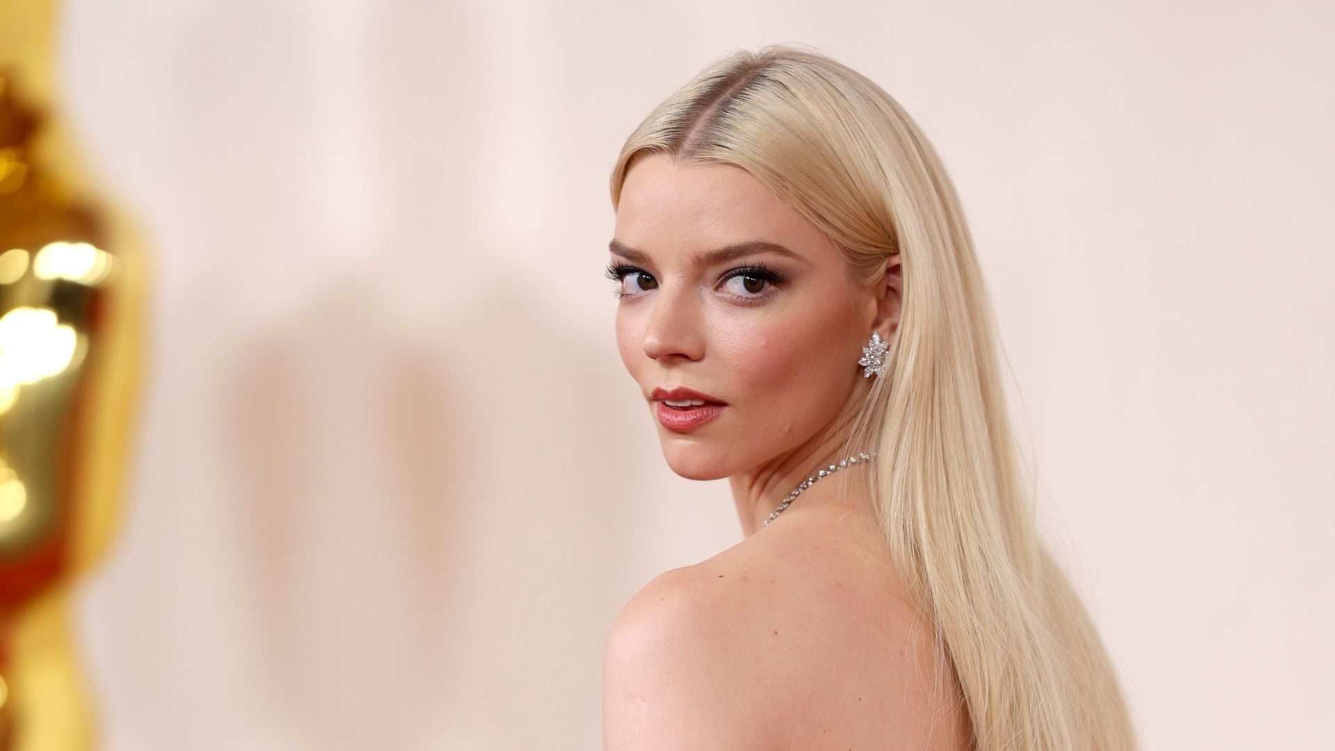 Anya-Taylor-Joy-verr-t-Verbindung-zu-Herr-der-Ringe-Rolle
