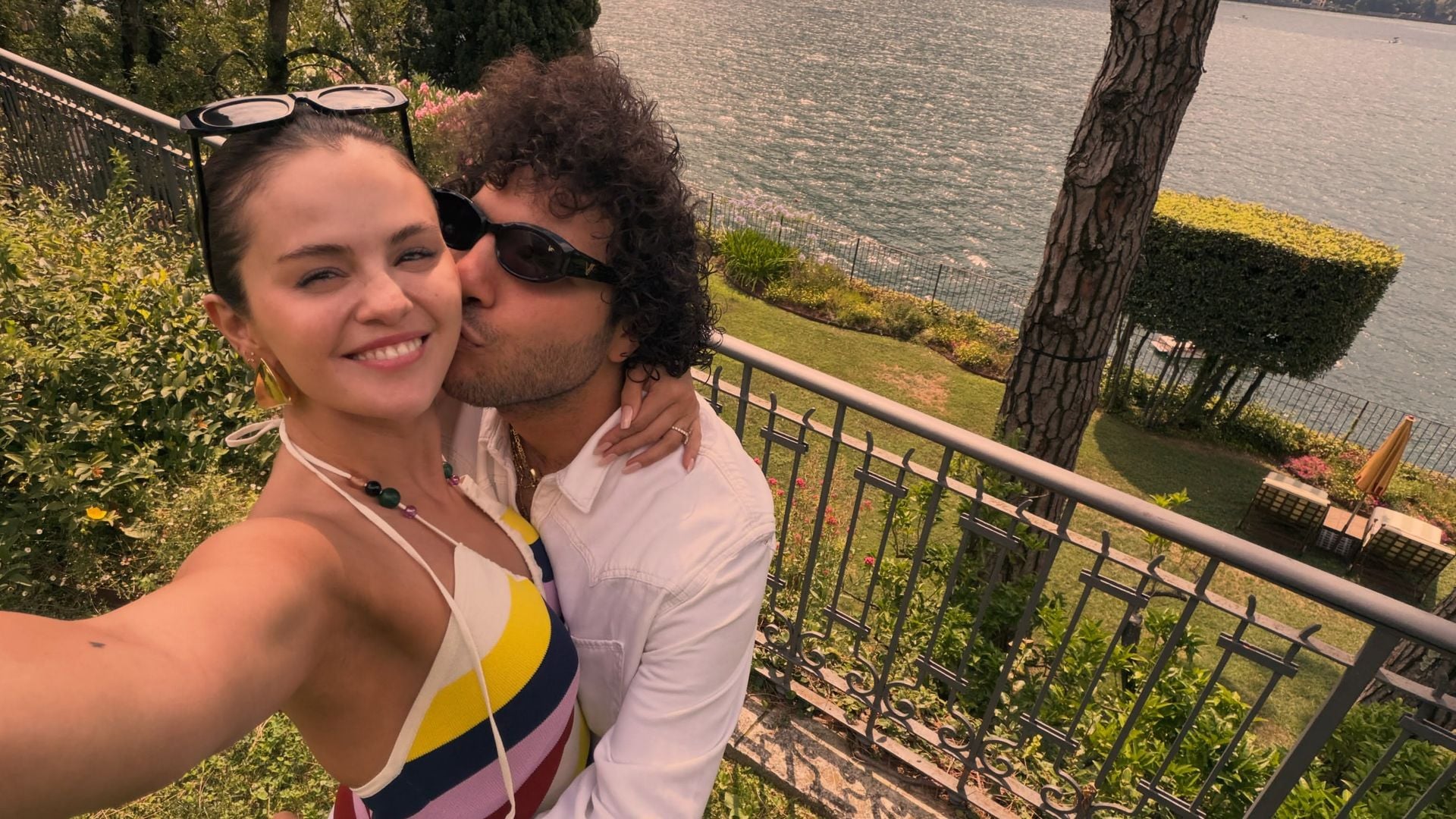 Geburtstag-in-Italien-Selena-Gomez-scheint-im-Liebesrausch