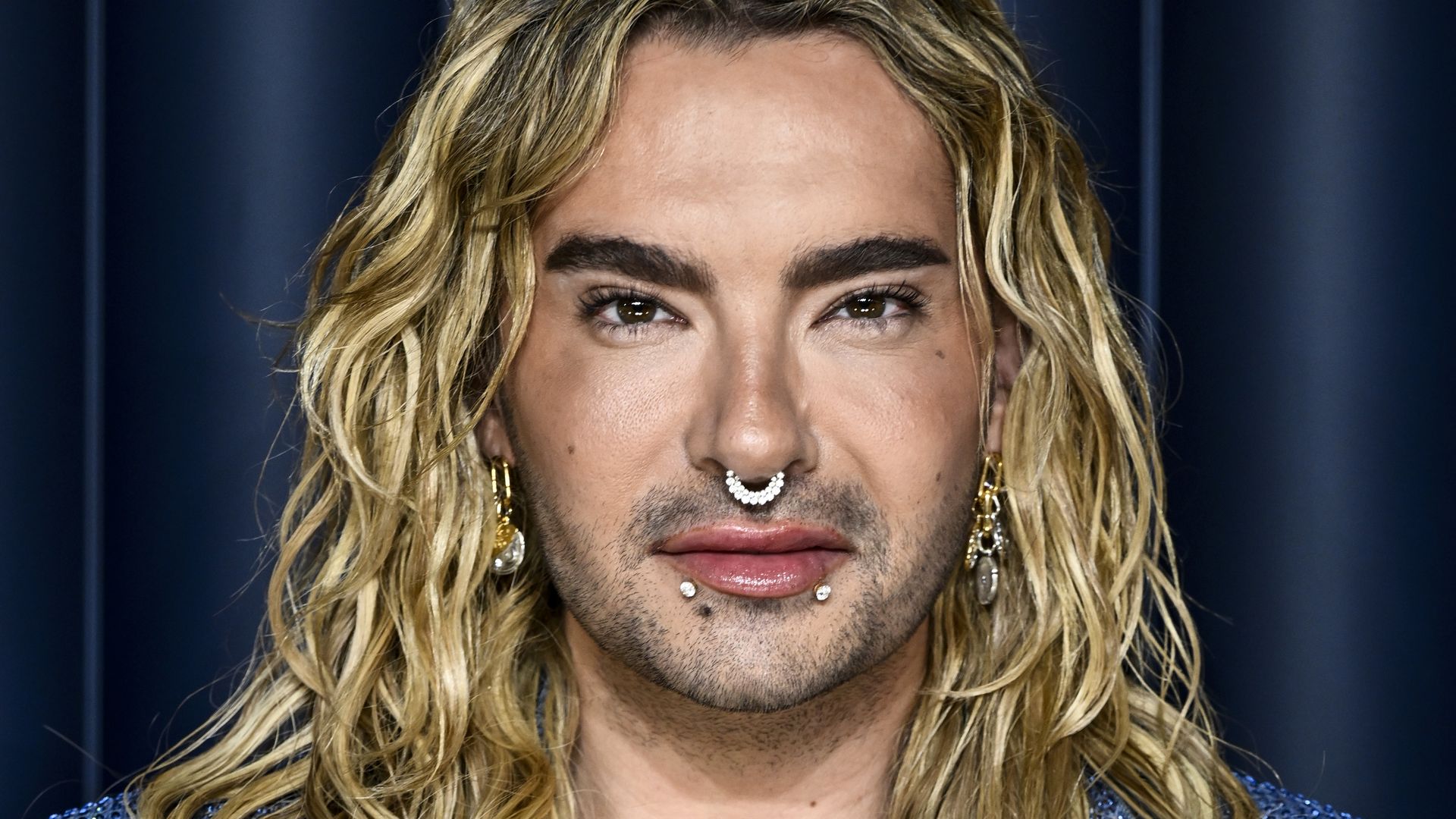 Wie-bitte-Bill-Kaulitz-will-nach-Traummann-im-Knast-suchen