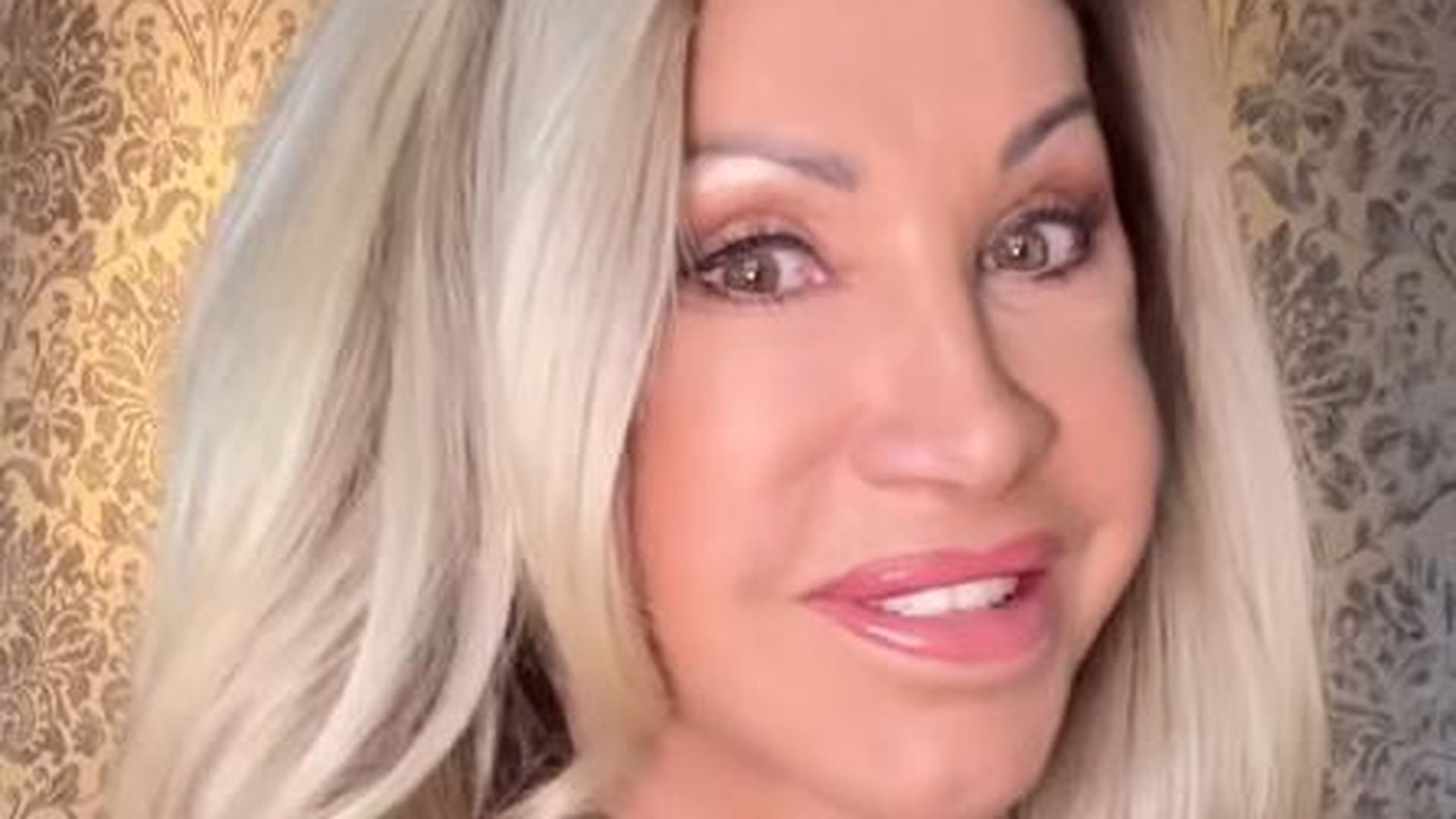 Fans-entsetzt-Wird-Carmen-Geiss-etwa-zur-neuen-Katzenlady-