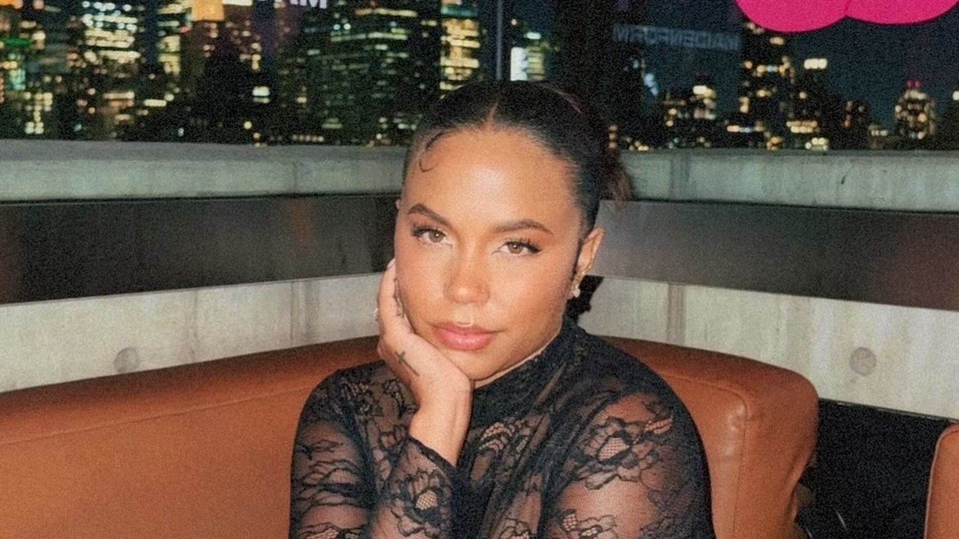 Cheyenne-Floyd-begr-t-ihren-dritten-Nachwuchs-auf-der-Welt