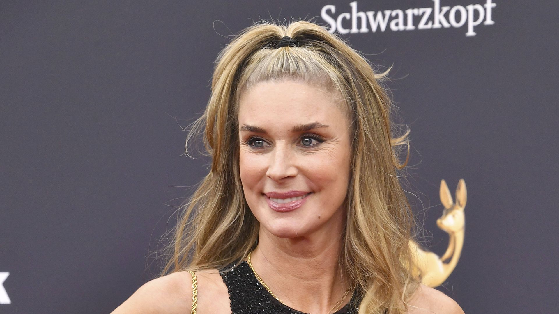 Claudelle-Deckert-k-ndigt-Launch-von-Wechseljahres-App-an