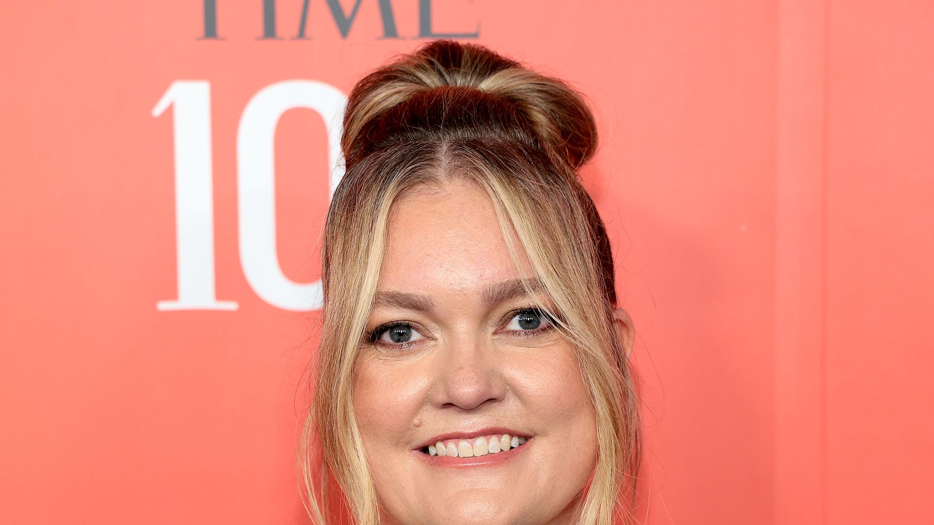 Colleen-Hoover-f-hlte-sich-im-Lively-Baldoni-Streit-gefangen