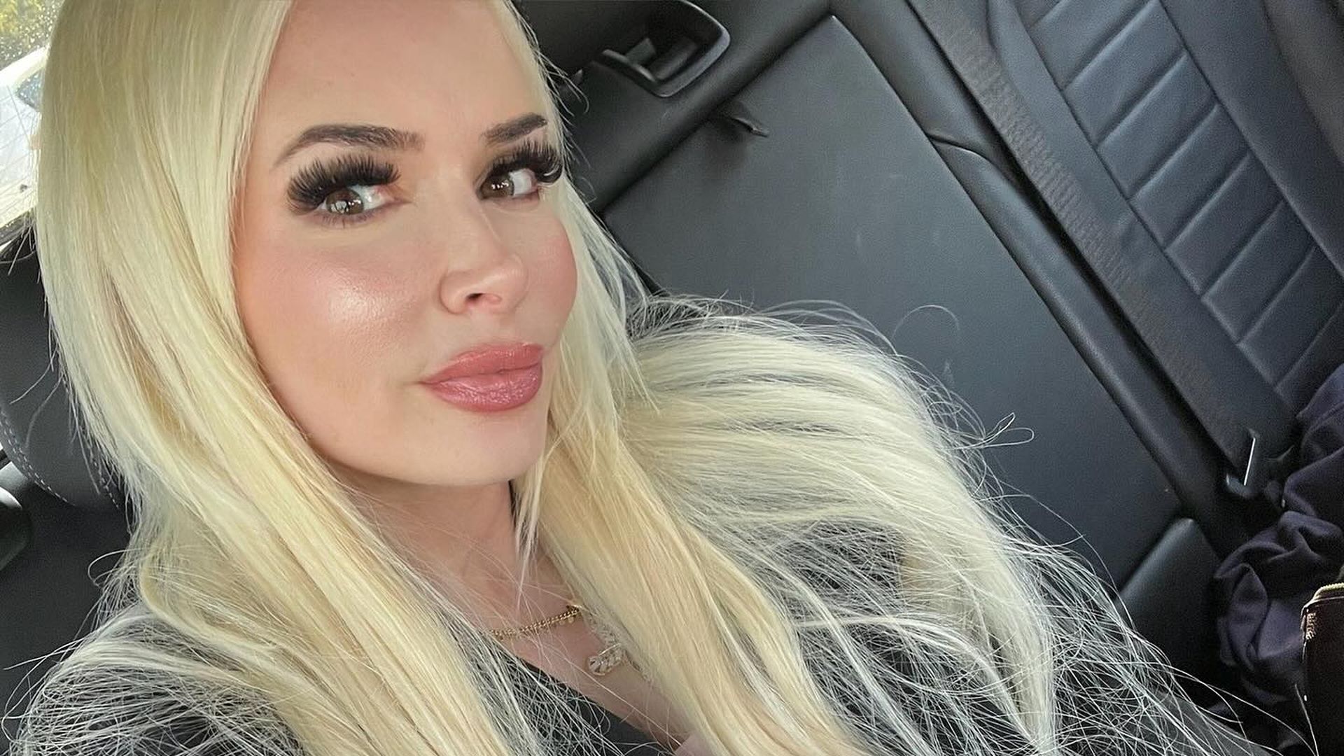 Wie-Daniela-Katzenberger-das-Alleinsein-zelebriert