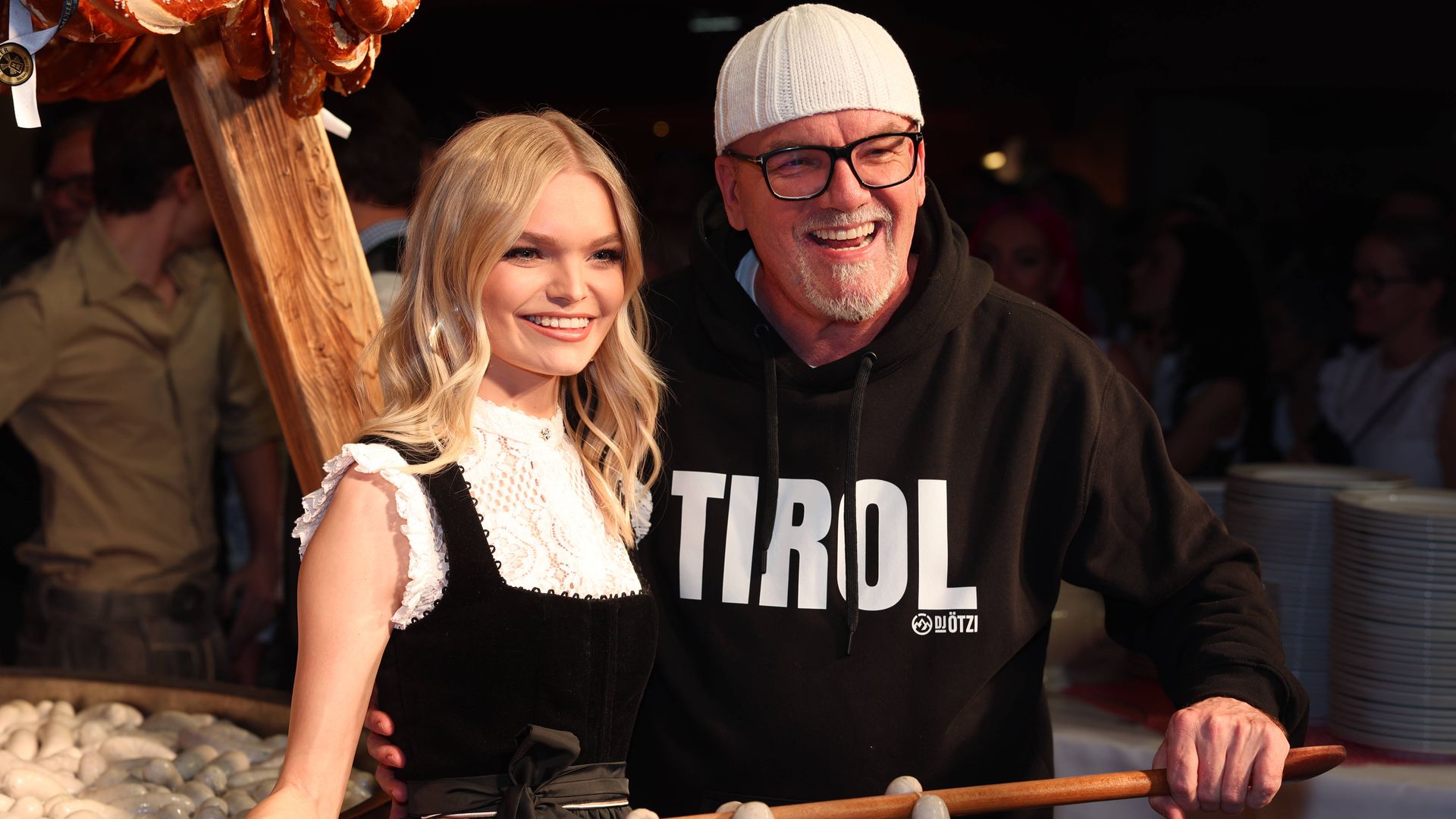 Vater-Tochter-Power-DJ-tzi-Lisa-Marie-als-TV-Duo-im-ORF