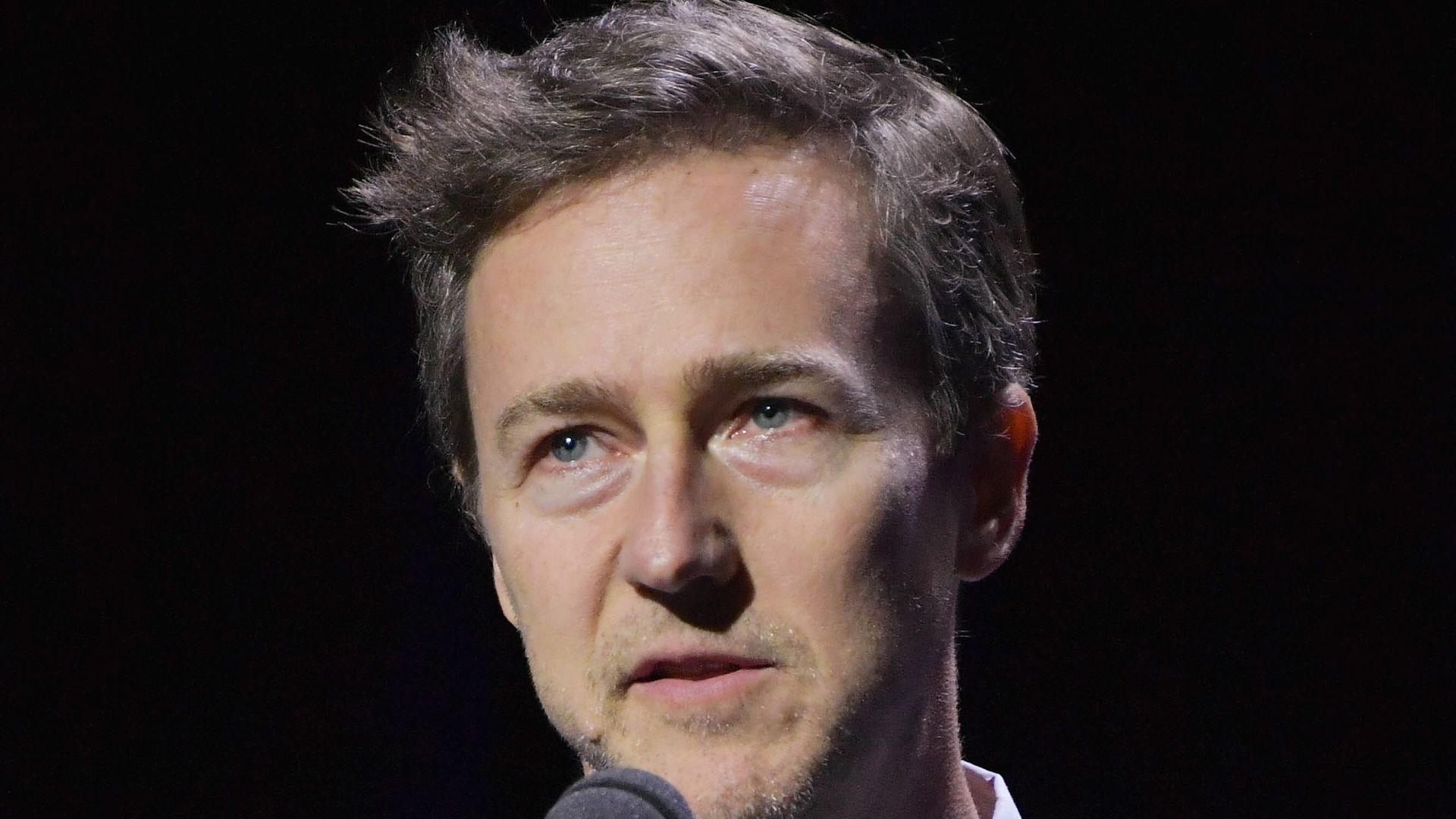 Datenklau-Edward-Nortons-Firma-muss-Millionenstrafe-blechen