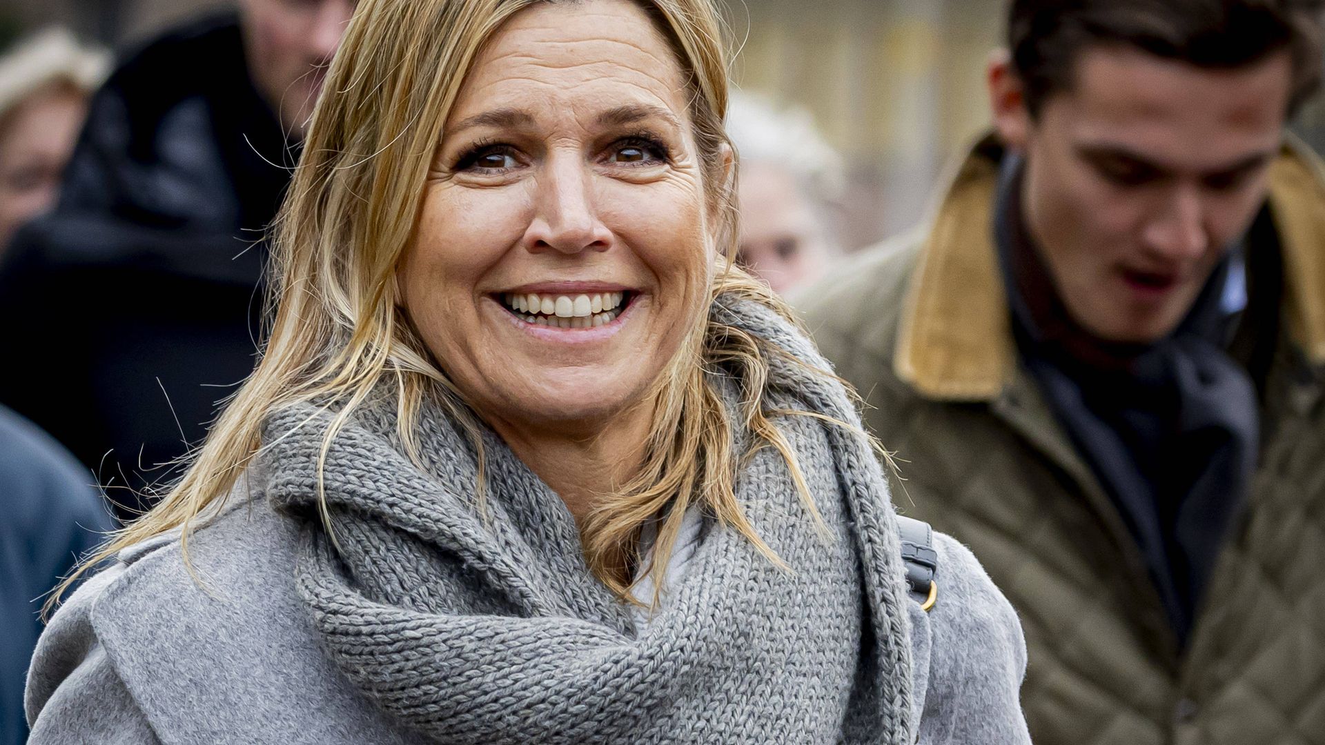 Mit-54-K-nigin-M-xima-beginnt-Ausbildung-in-Milit-rlaufbahn