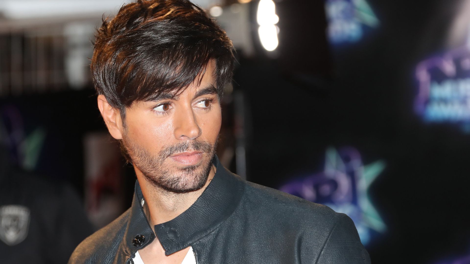 S-e-Performance-Enrique-Iglesias-tanzt-mit-Tochter-Mary