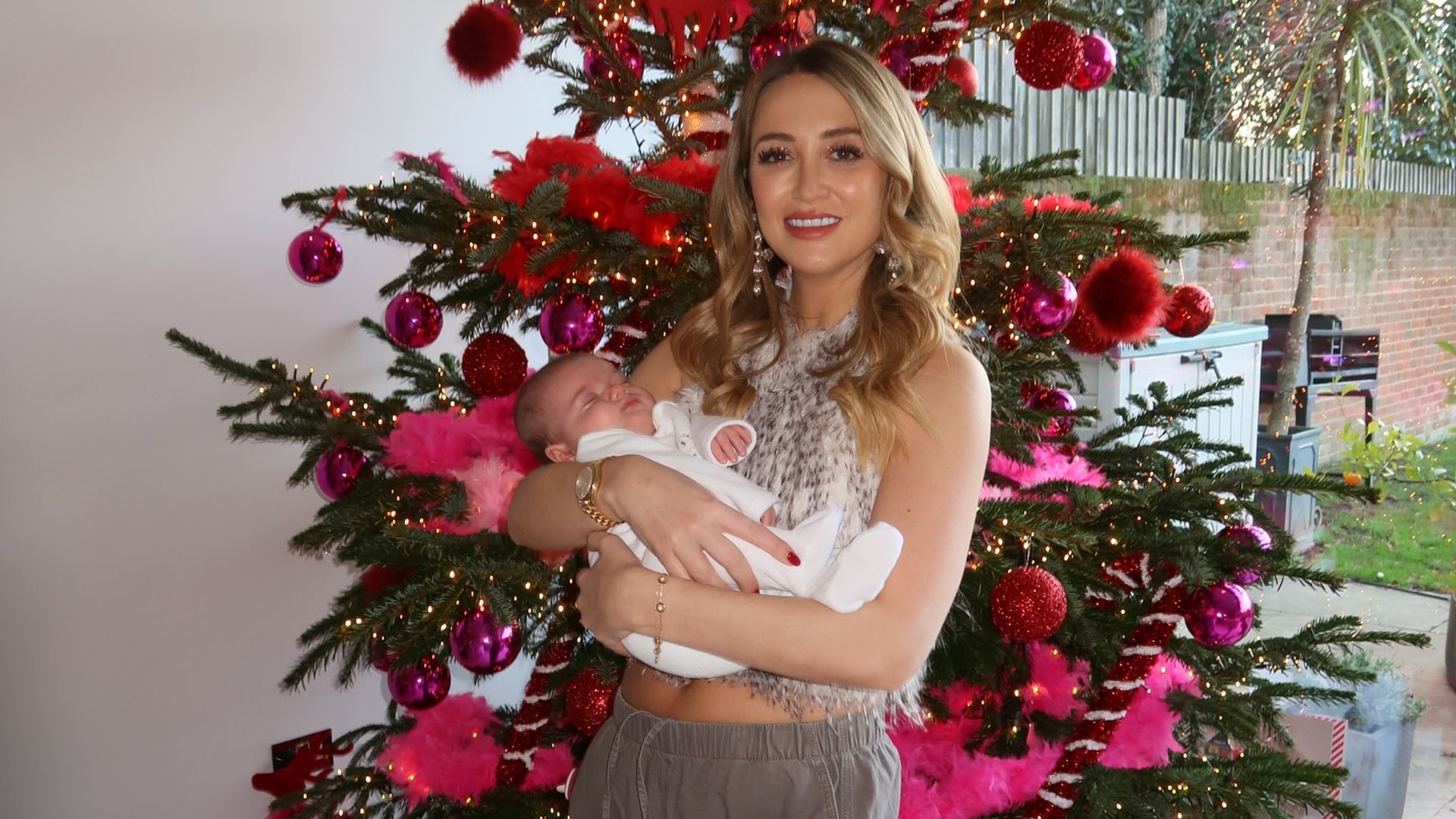 Neues-Kapitel-Georgia-Harrison-schw-rmt-von-ihrem-Babygl-ck