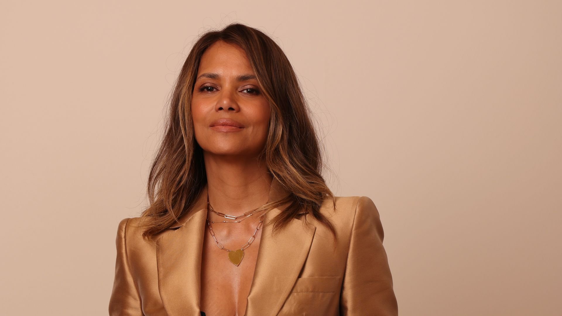 Halle-Berry-spricht-ber-Rassismus-Erfahrungen-in-Jugend