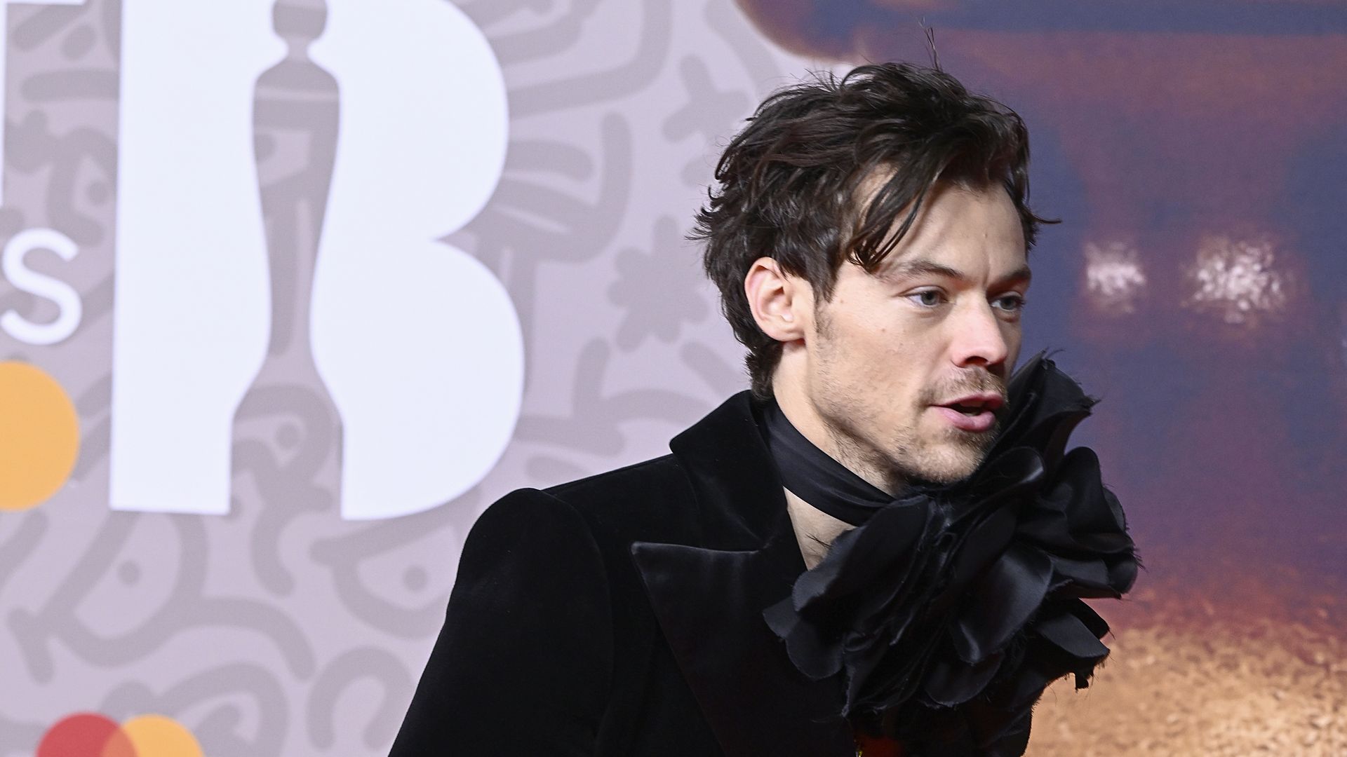 Neue-Amore-Harry-Styles-bereist-mit-neuer-Lady-Italien
