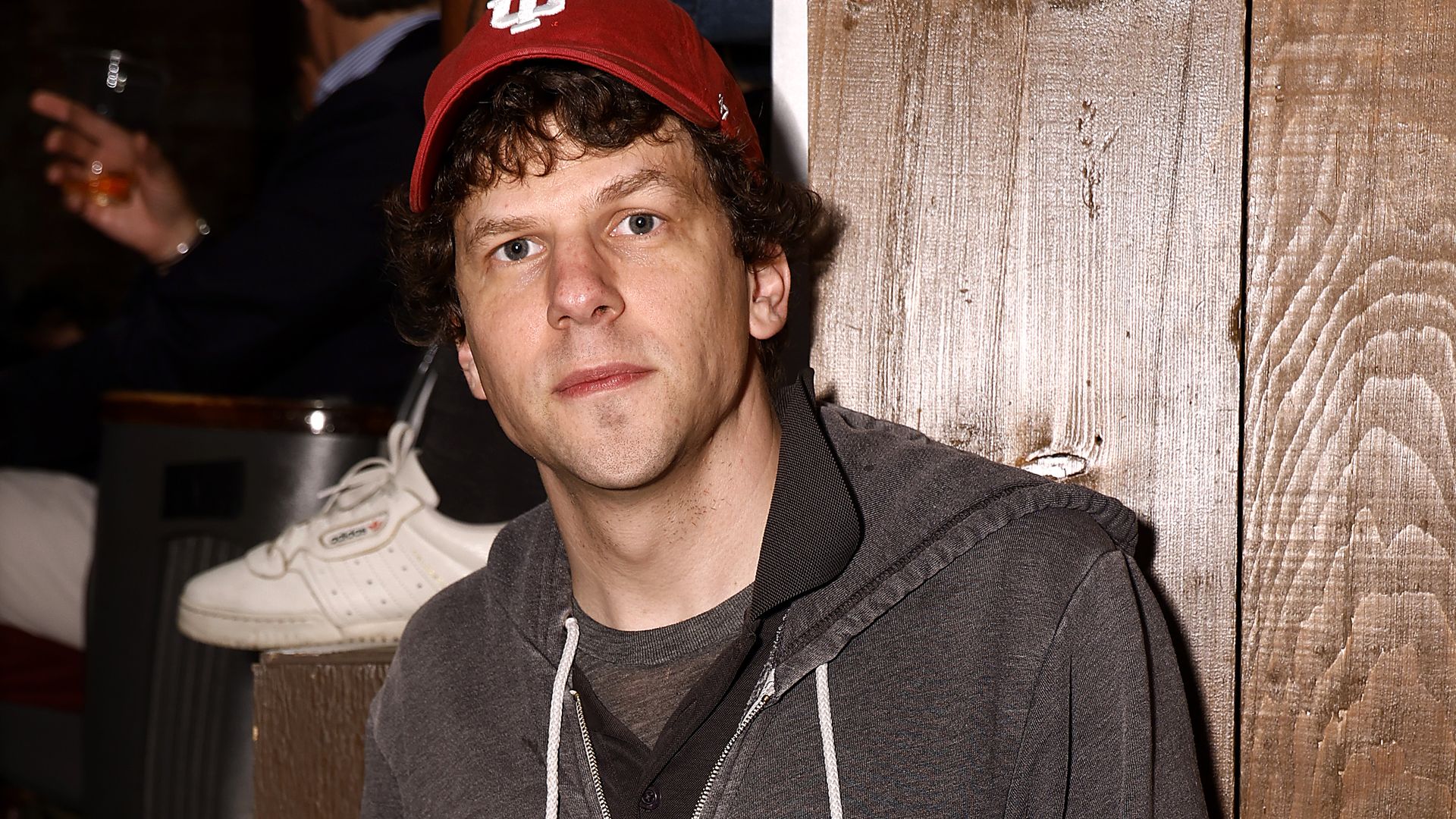 Jesse-Eisenberg-u-ert-sich-ber-Pl-ne-f-r-Zombieland-3-