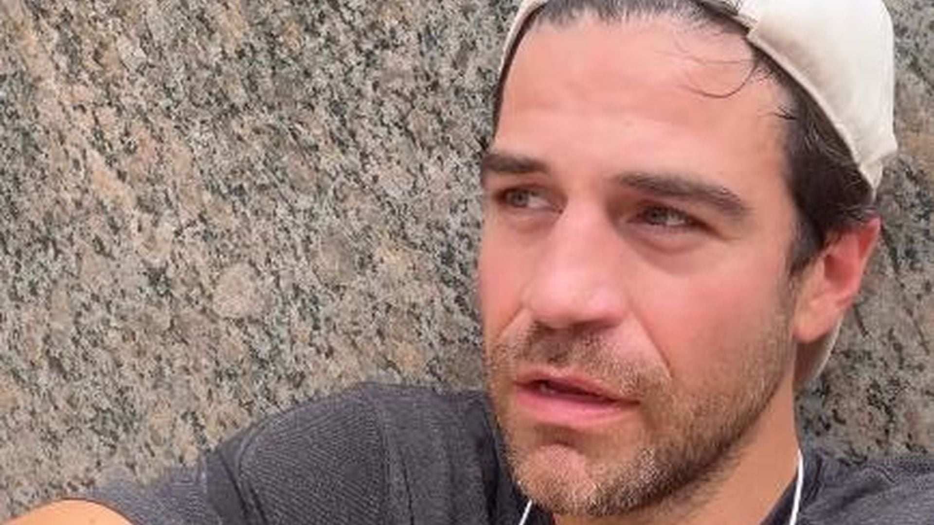 US-Bachelorette-Star-Joe-Amabile-hat-einen-Hirntumor