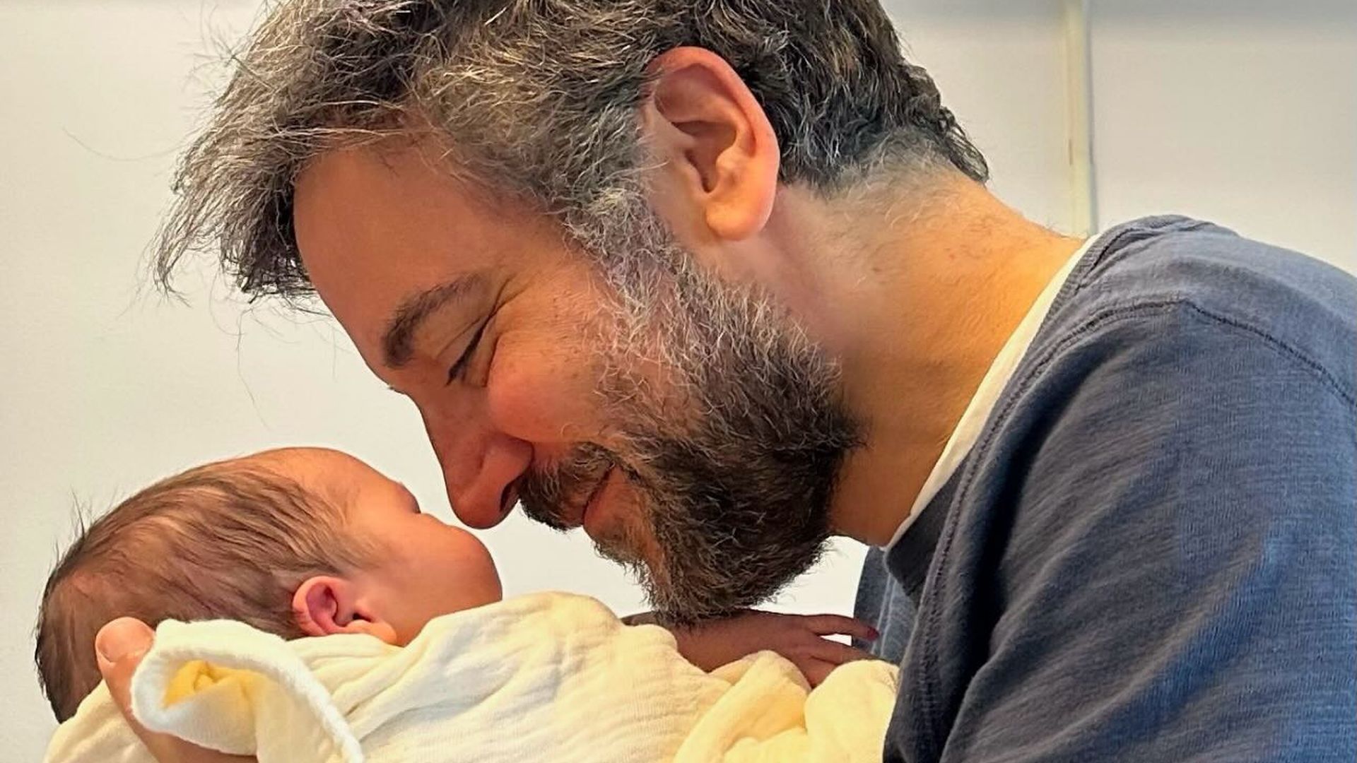 -How-I-Met-Your-Mother-Star-Josh-Radnor-begr-t-erstes-Baby