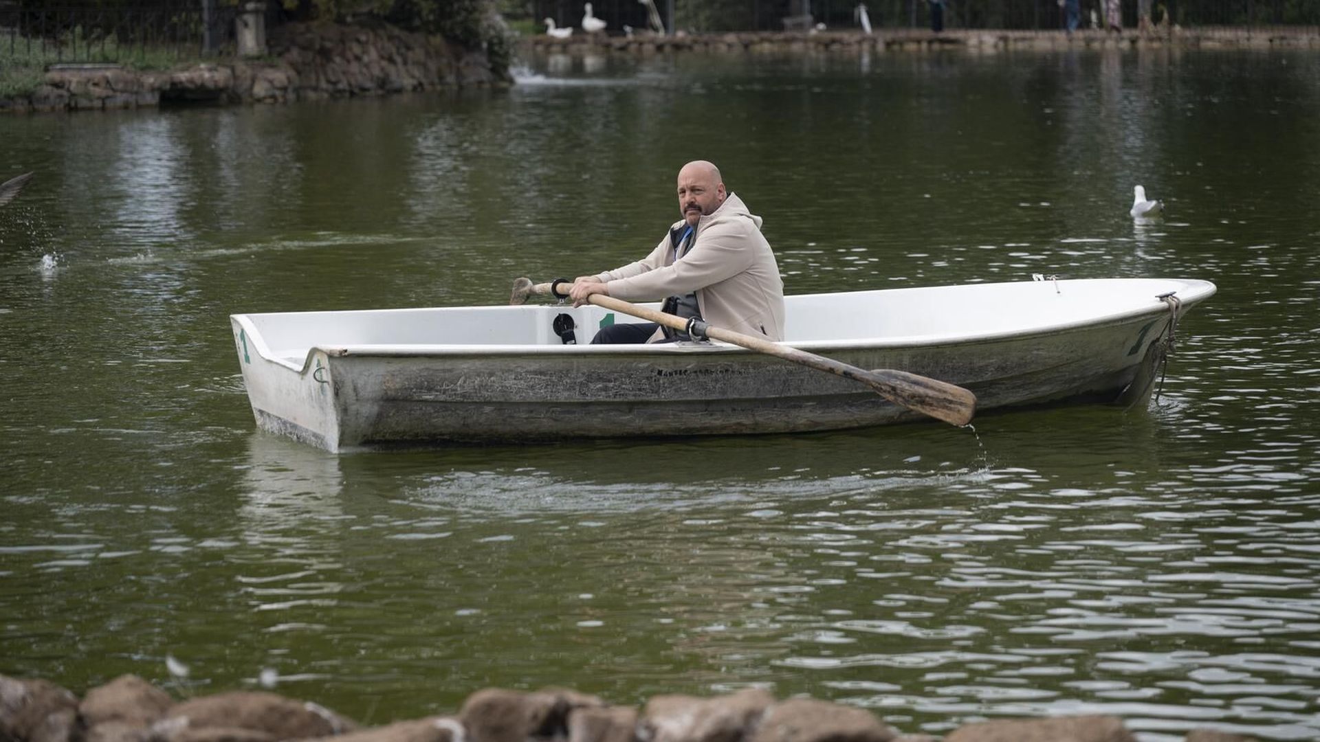 Kevin-James-andere-Seite-In-SOLO-MIO-wird-es-romantisch