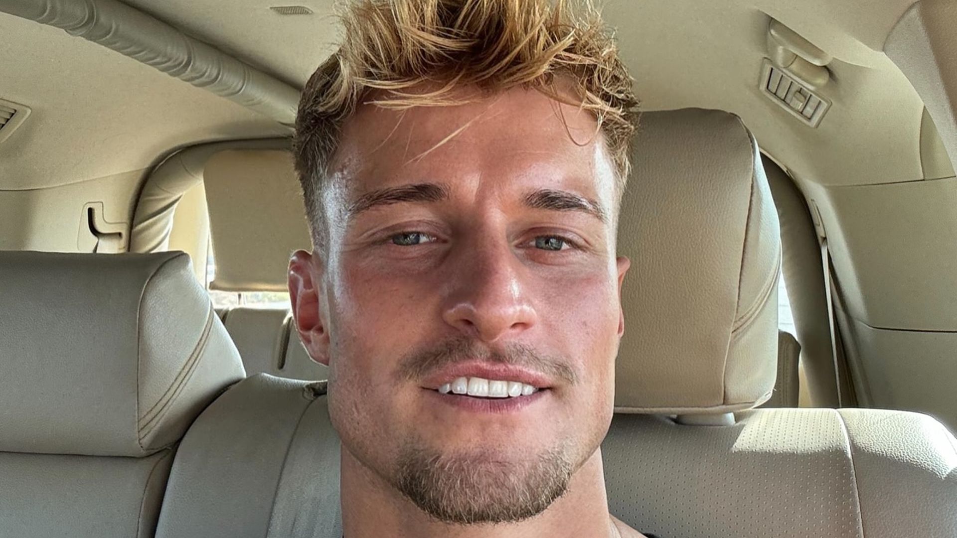 Schockierendes-Video-Laurenz-Pesch-z-ndet-sich-selbst-an