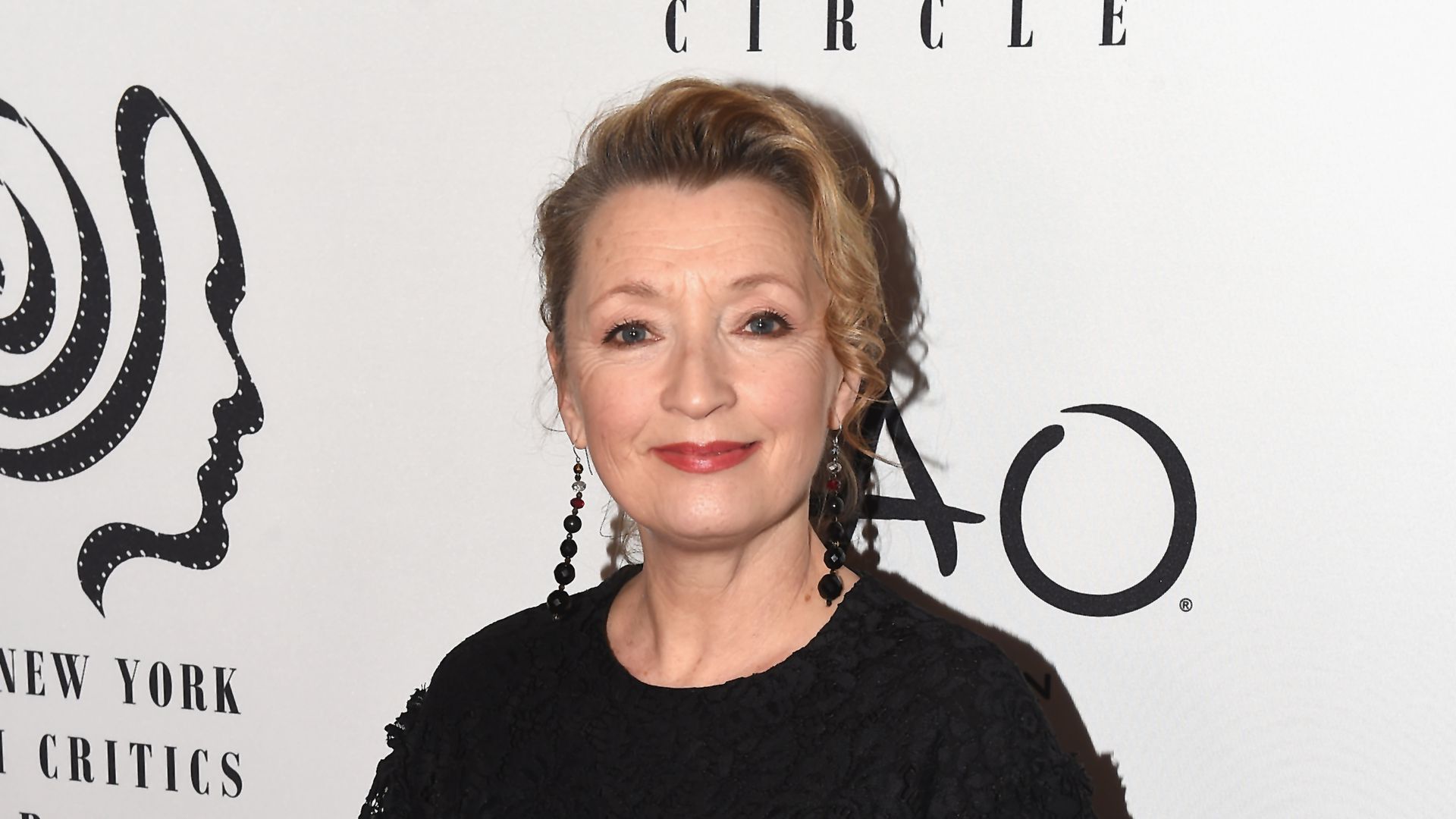 Lesley-Manville-stichelt-gegen-Ex-Gary-Oldman-nach-30-Jahren