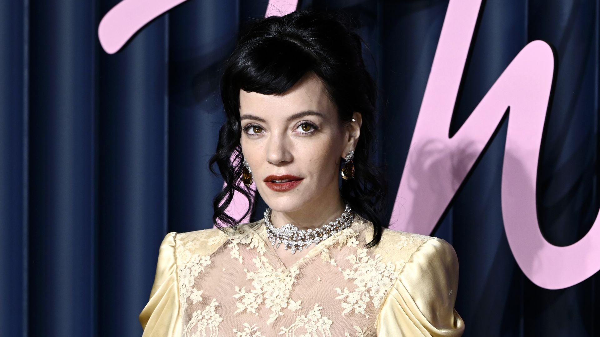 Notting-Hill-ruft-Lily-Allens-Suche-nach-einem-Traumhaus