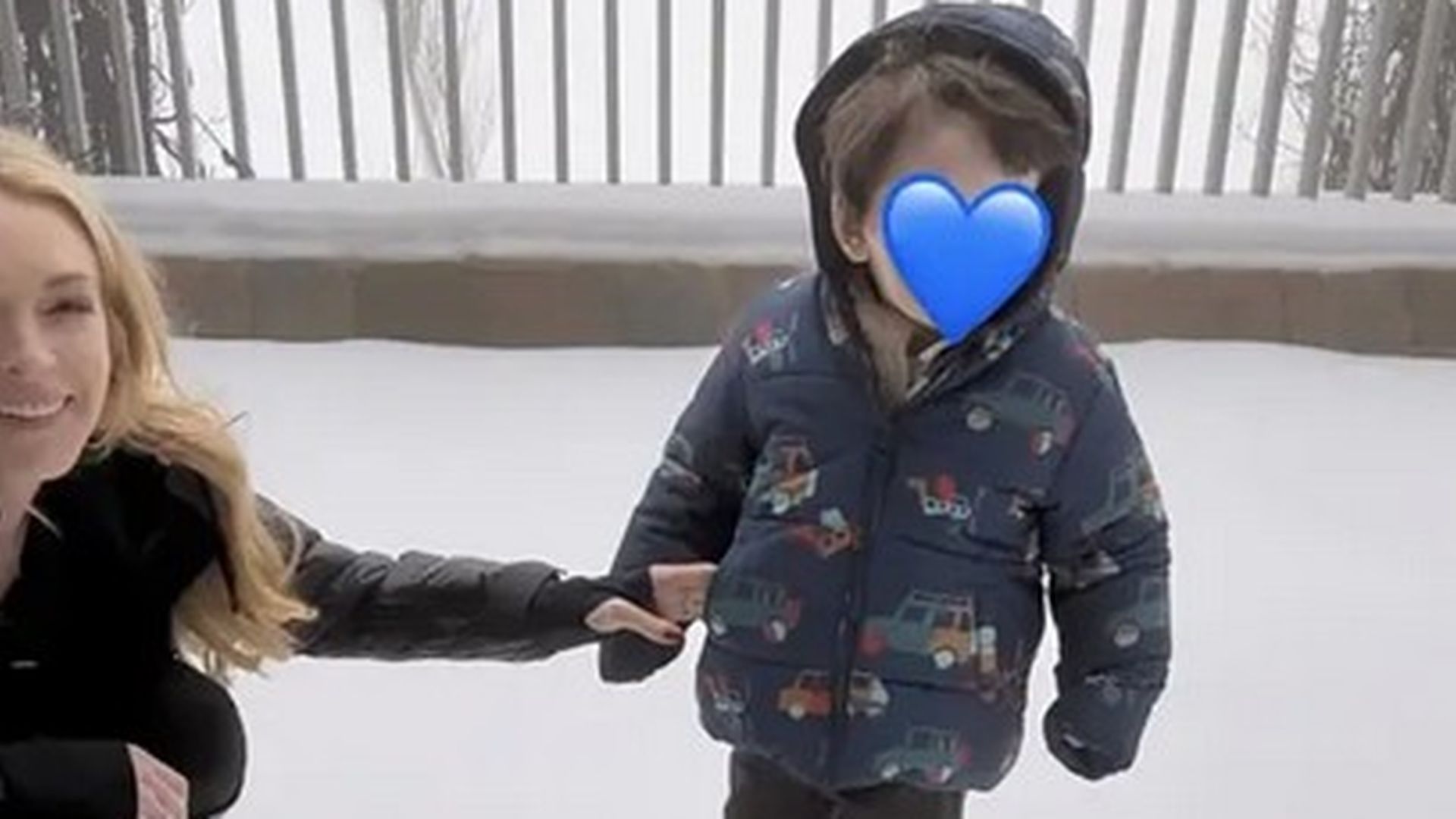 Selten-Lindsay-Lohan-teilt-Foto-mit-ihrem-Sohn-Luai-2-