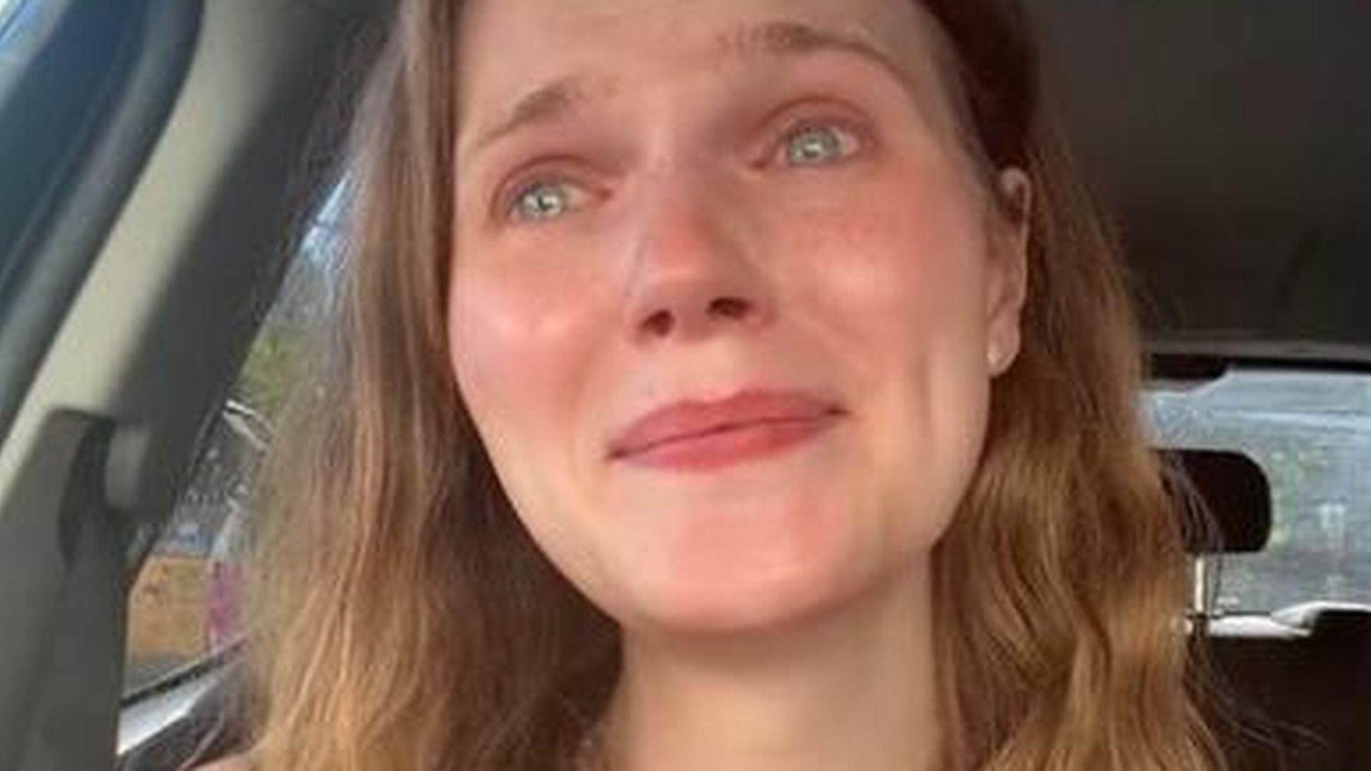 "Dankbar": Lucy Hellenbrecht gibt Trennung von Finn bekannt