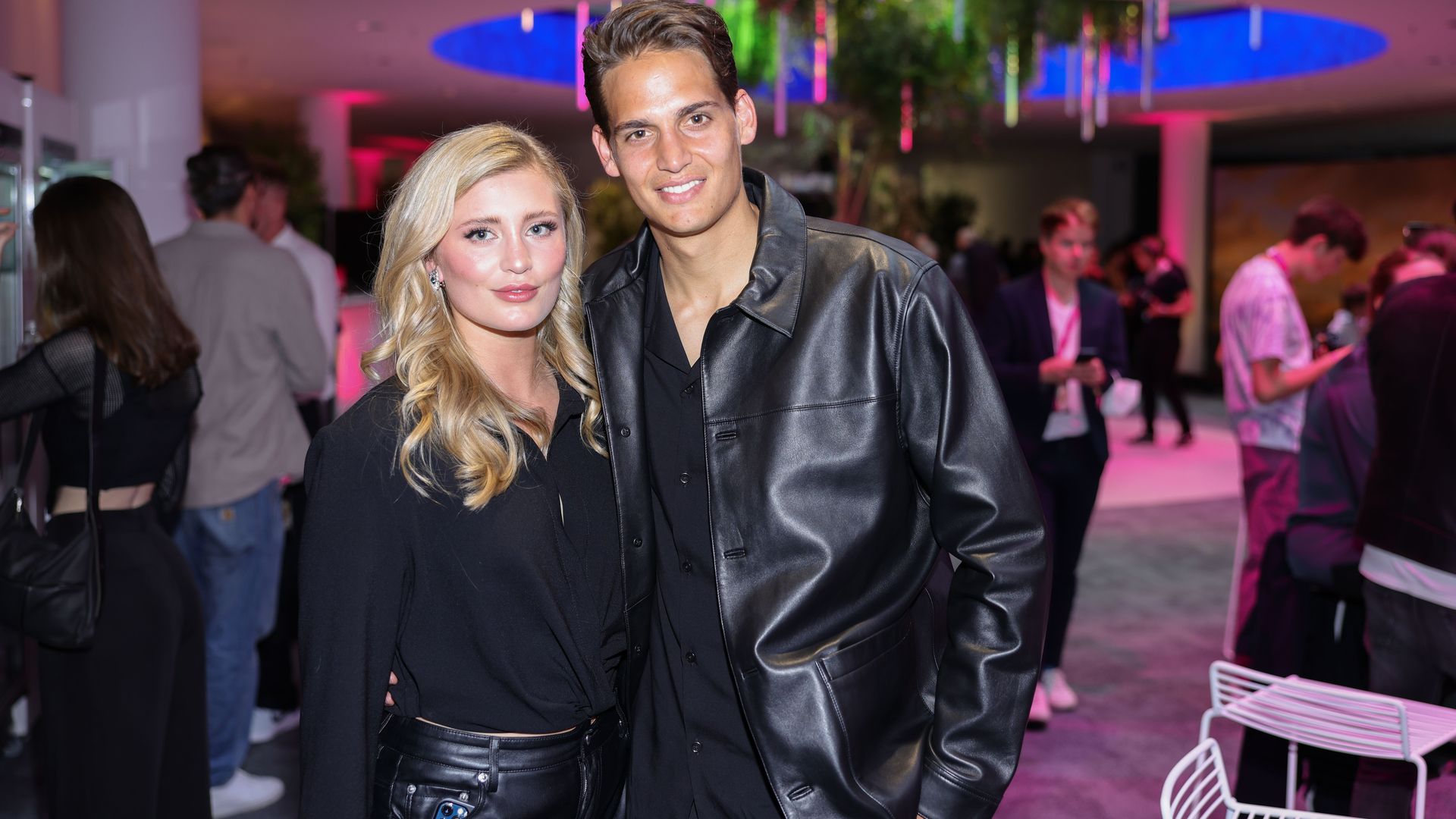 F-r-Dreh-Luna-Schweiger-und-Ex-Kevin-zeigen-sich-vertraut