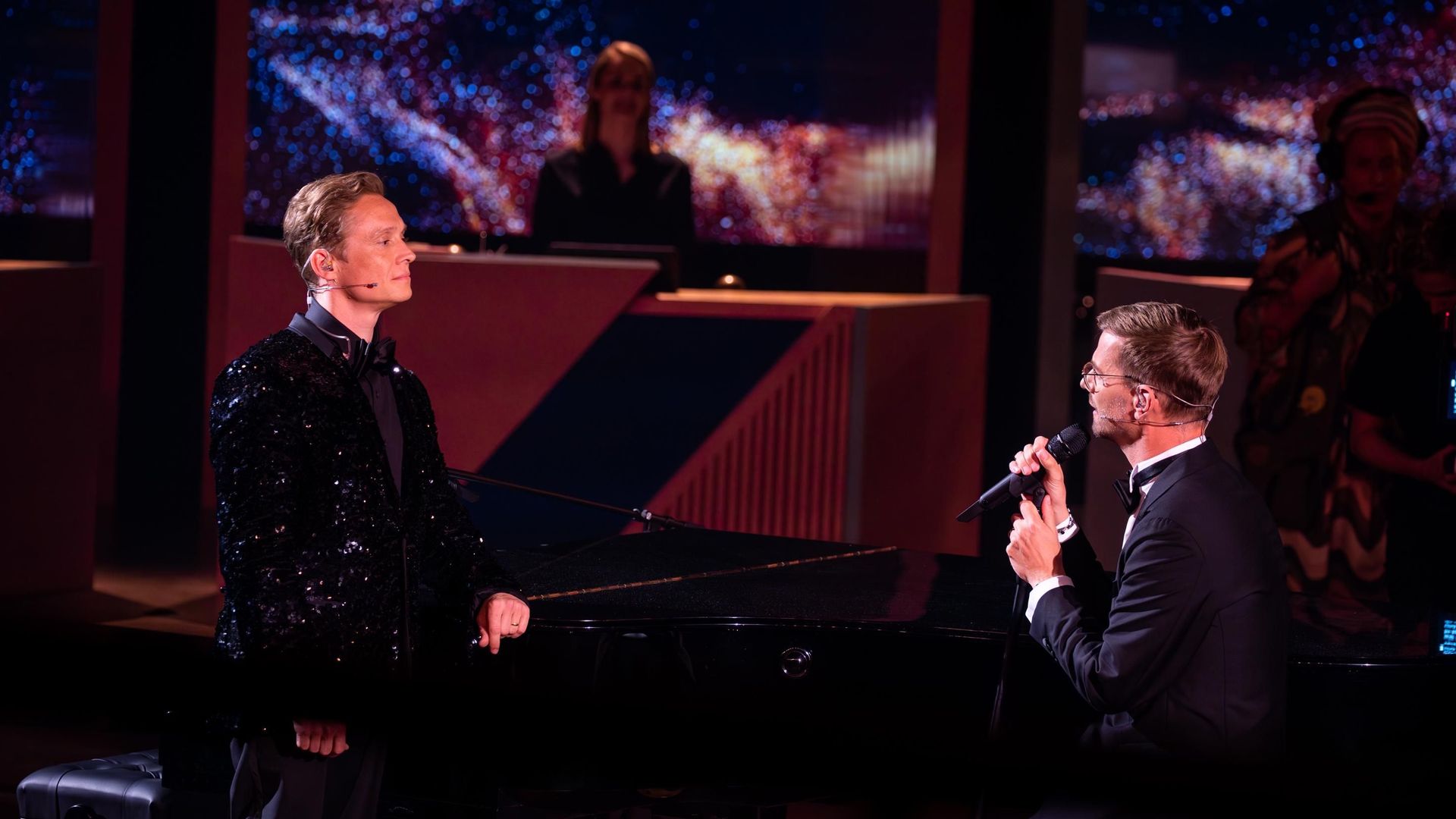 Joko-und-Matthias-Schweigh-fer-legen-eine-Alkoholpause-ein