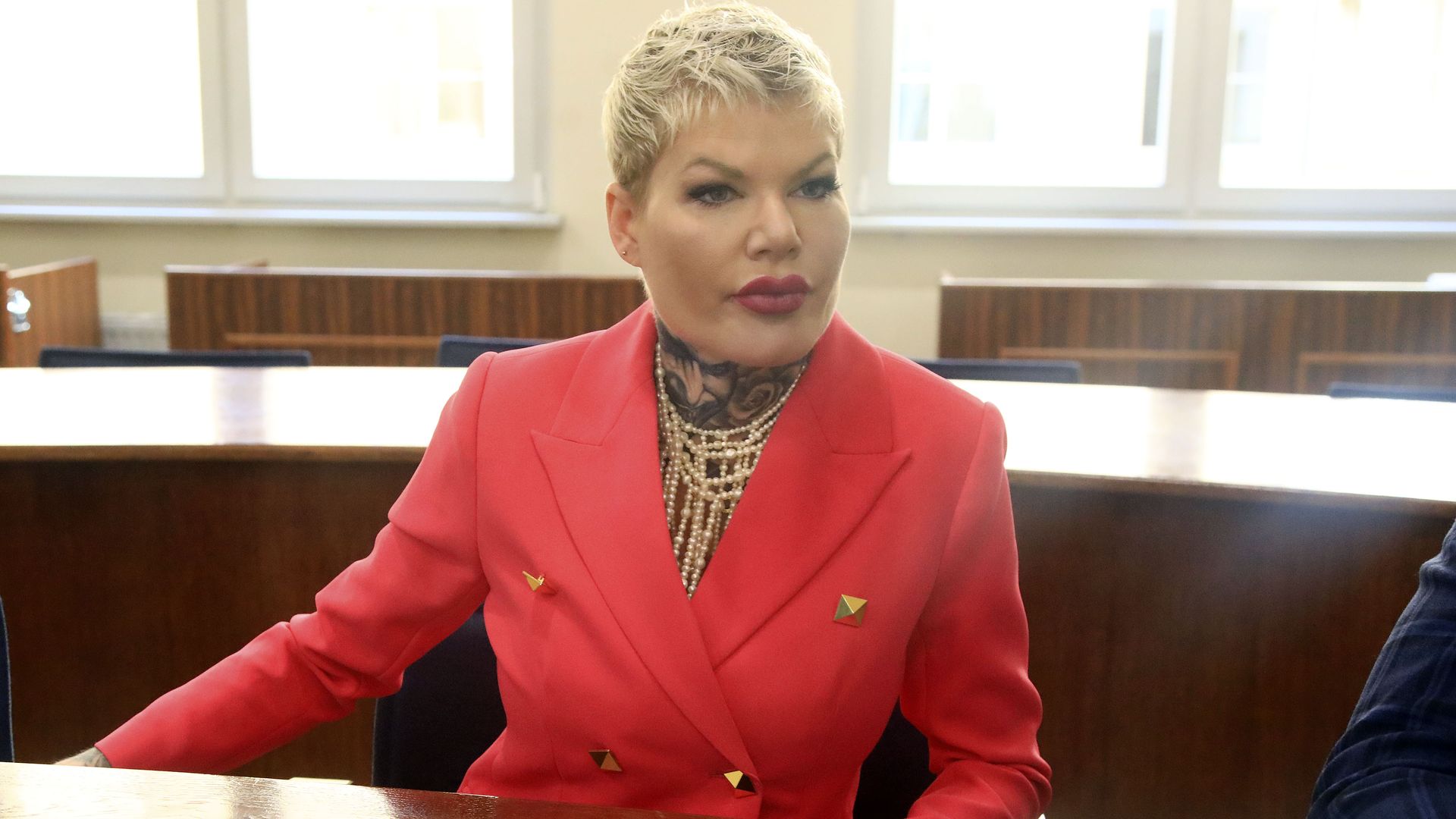 Hitlergru-Urteil-Melanie-M-ller-legt-erneut-Revision-ein