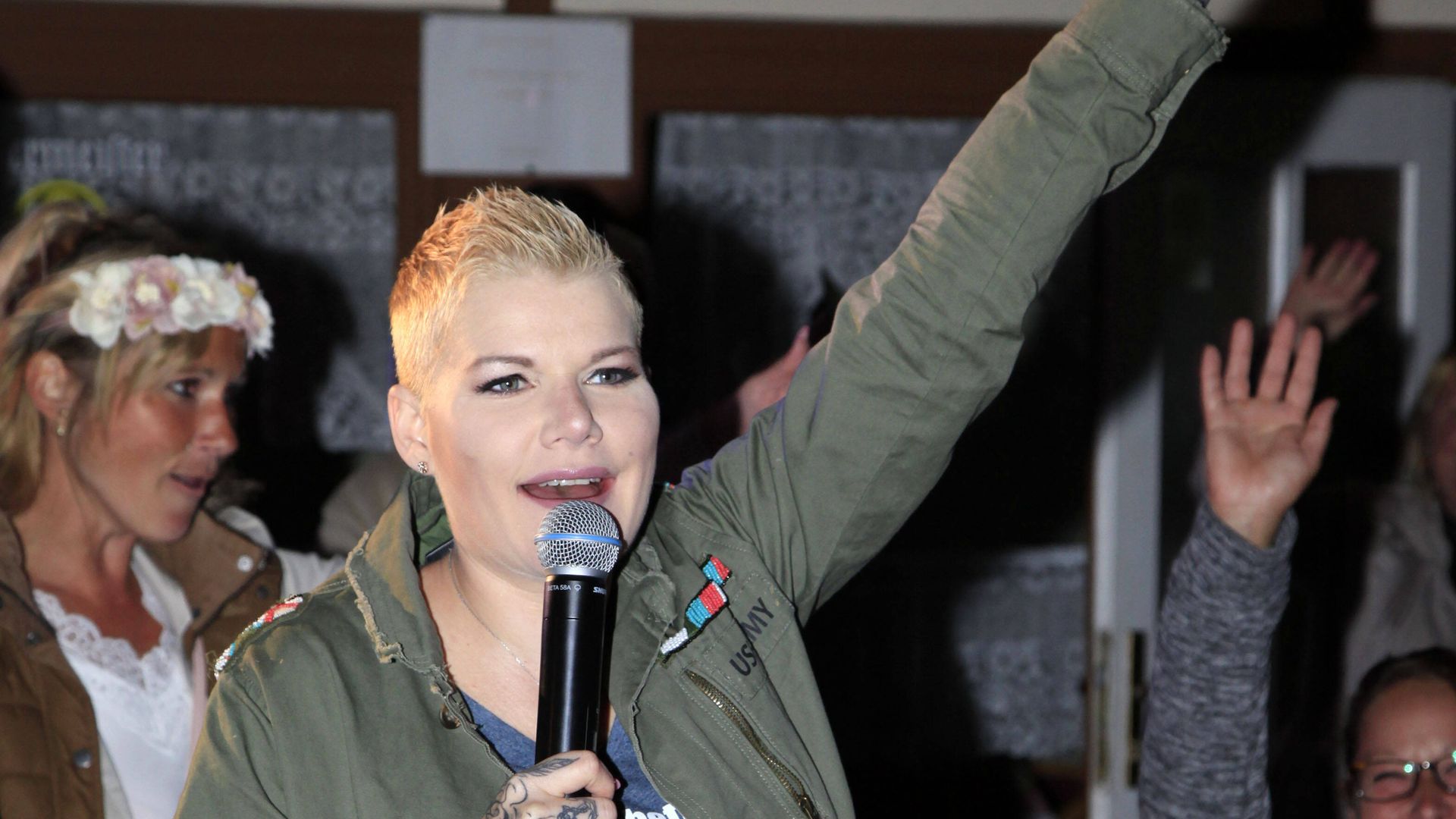 Wegen-Handbewegung-Melanie-M-ller-fordert-Zeugenanh-rung