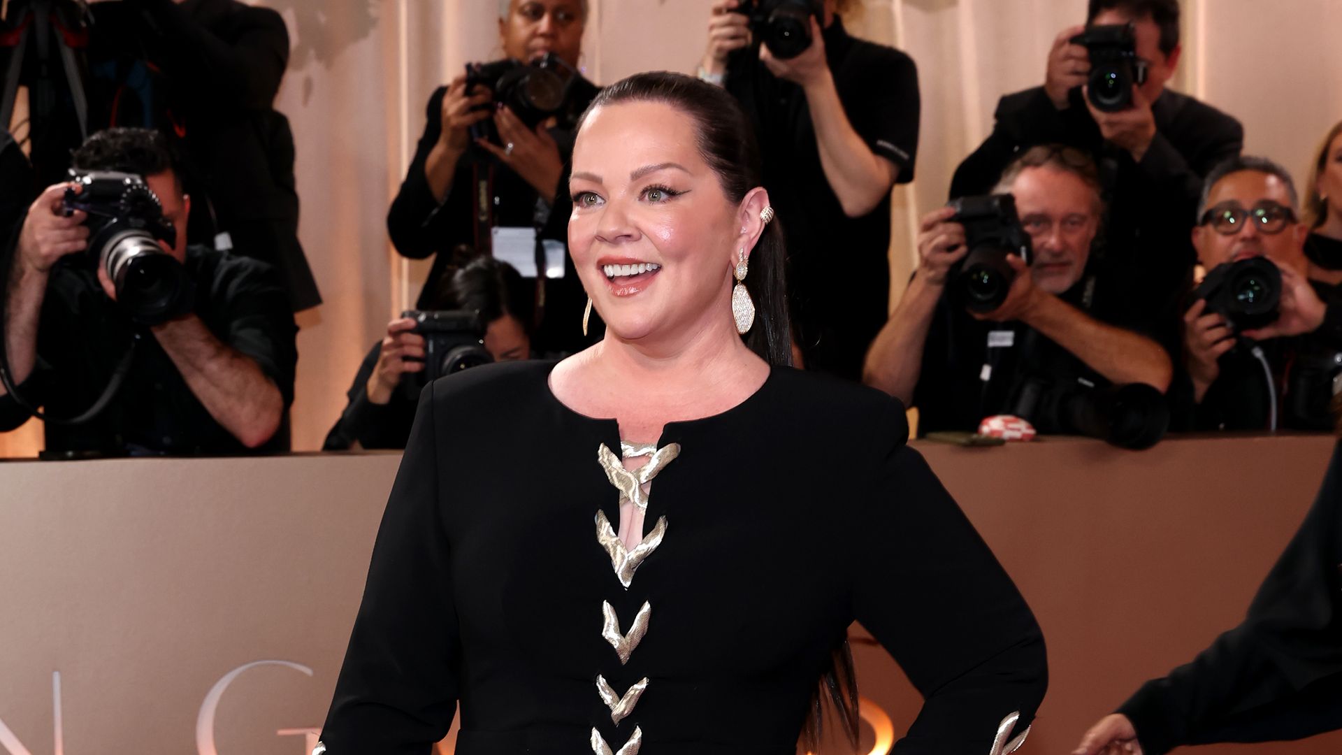 Melissa-McCarthy-zeigt-schlanken-Look-bei-Golden-Globes