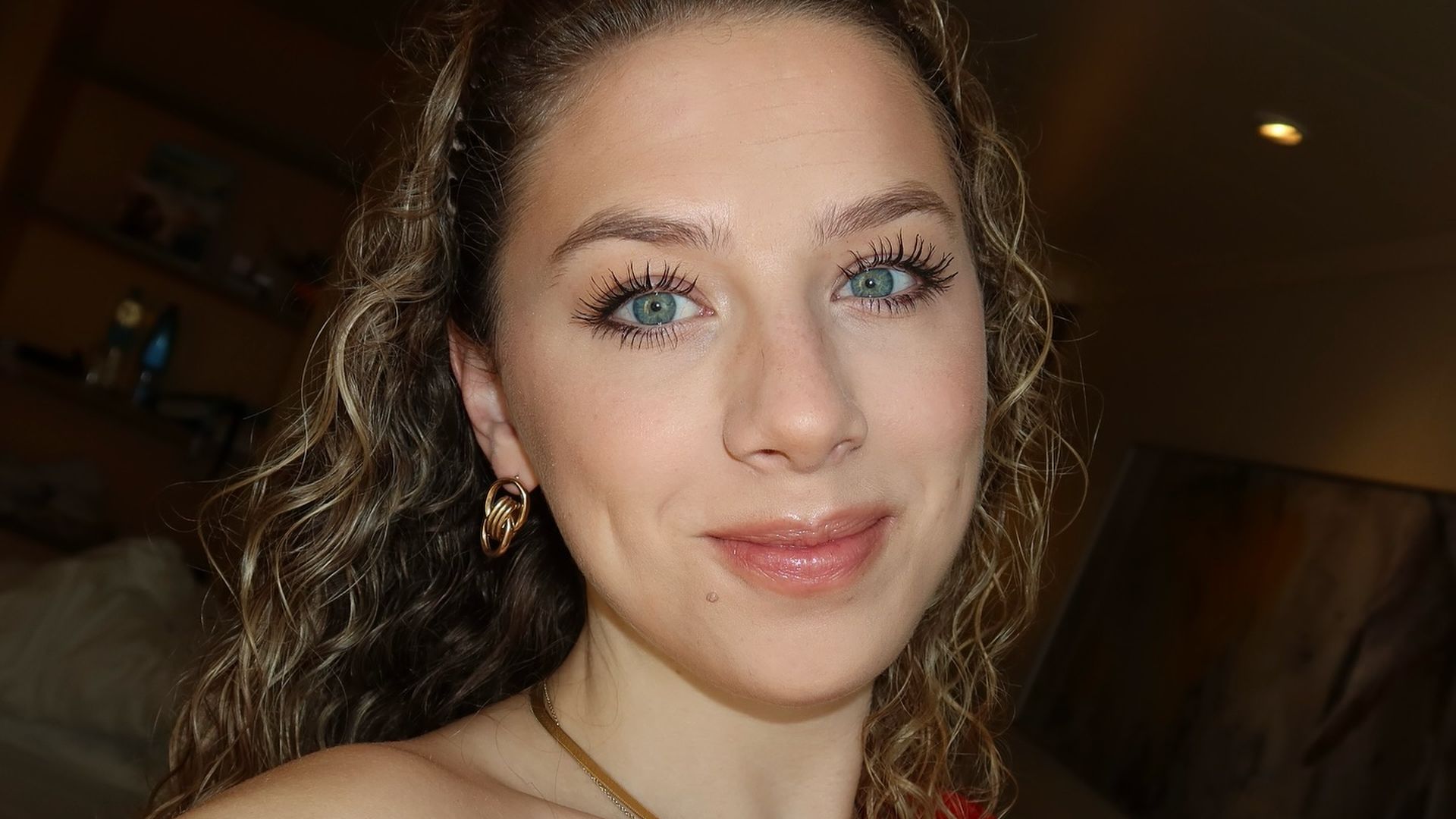 ESC-Wunder-Molly-Sue-Horn-rockt-trotz-schwerem-Schicksal