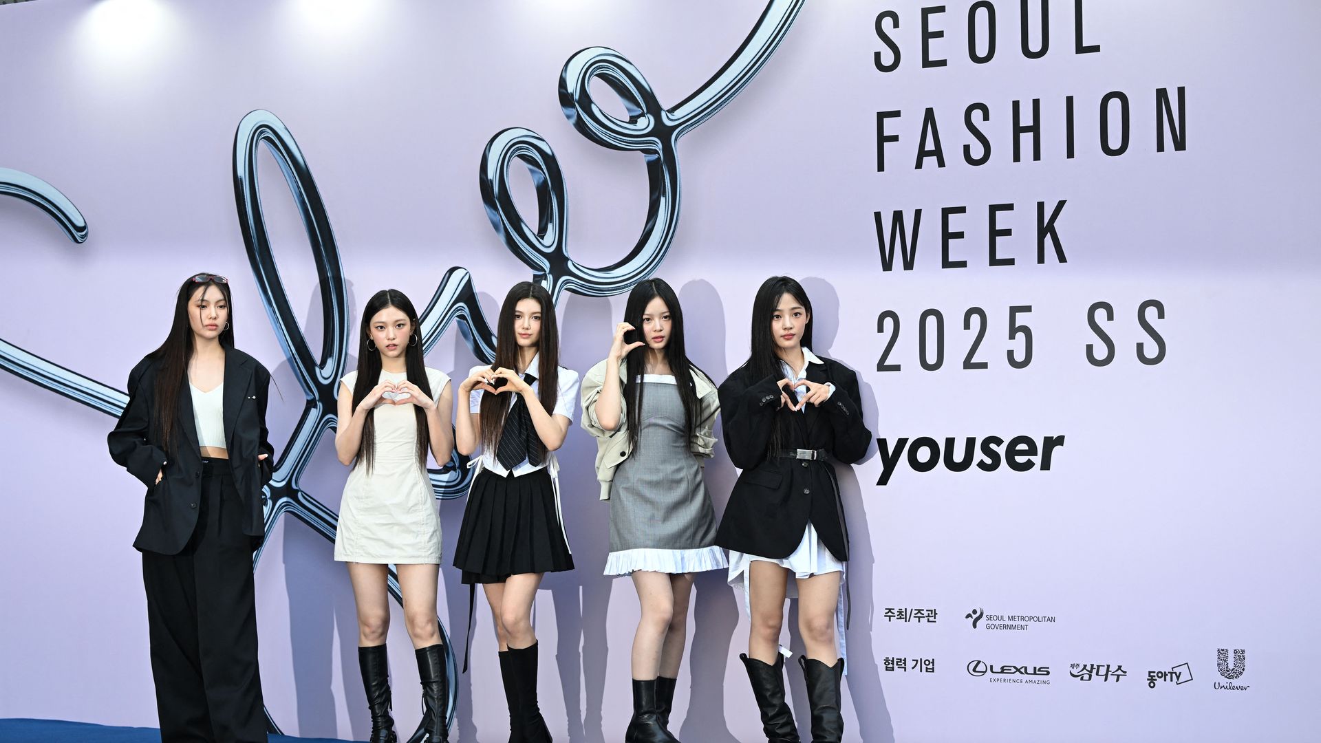 NewJeans-st-rmen-Spotify-Super-Shy-knackt-800-Mio-Streams