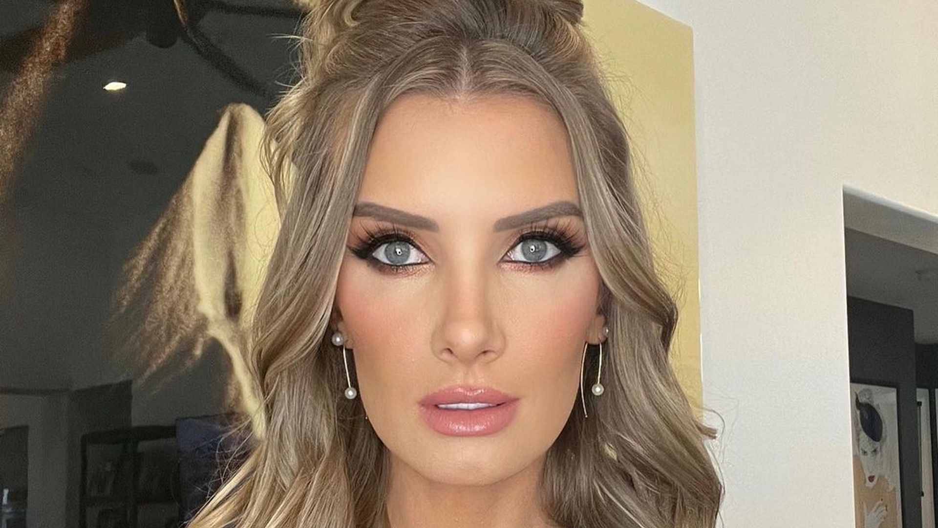 Hausverkauf-f-r-2-1-Mio-Nicole-Young-verl-sst-Los-Angeles