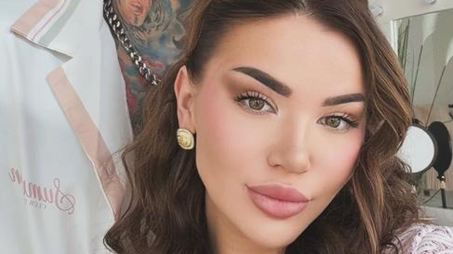 Nach-Monaten-Kim-Virginia-und-Nikola-Grey-teilen-Selfie