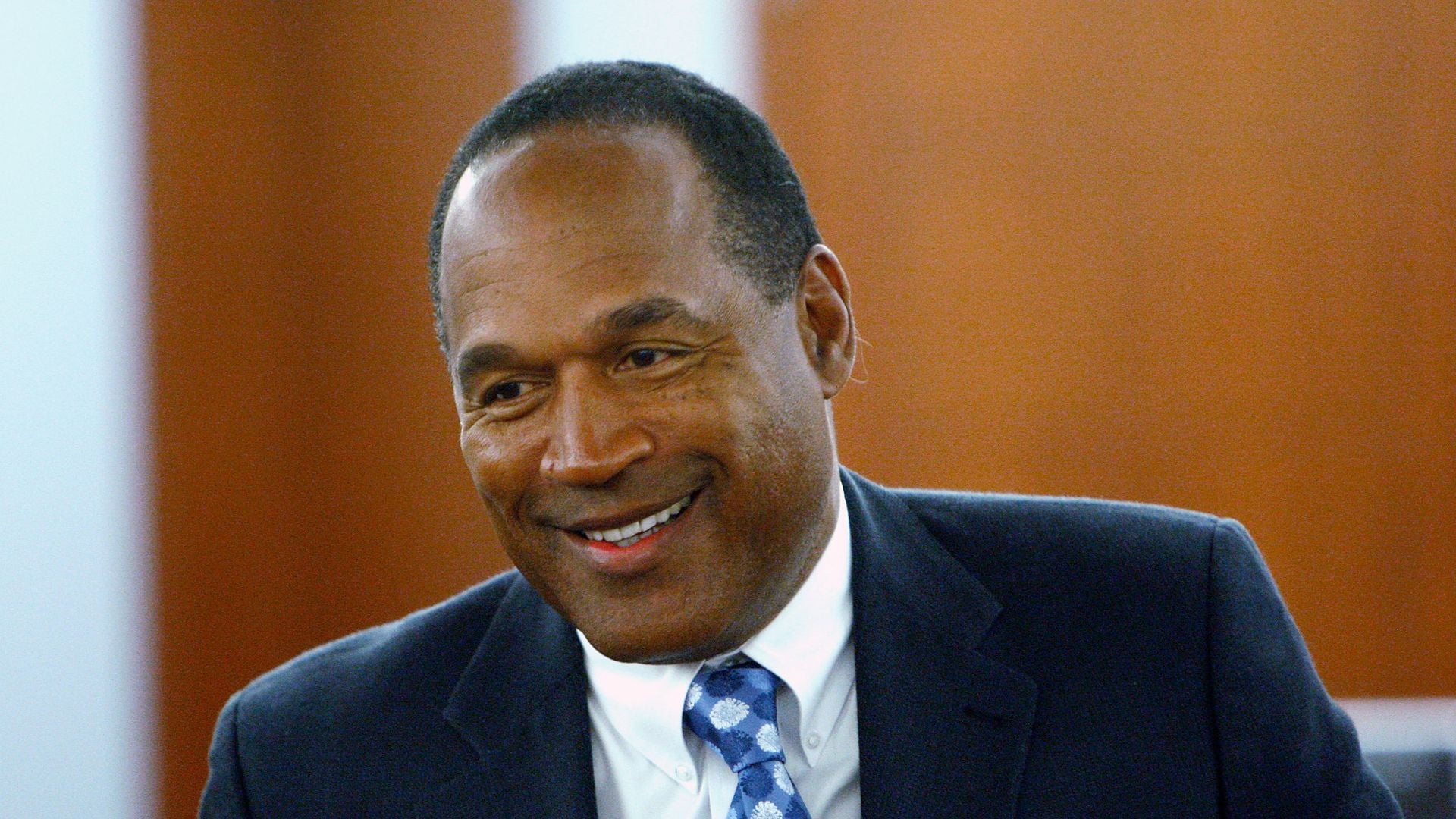 Kurz-vor-dem-Mord-O-J-Simpson-soll-Nicole-beobachtet-haben