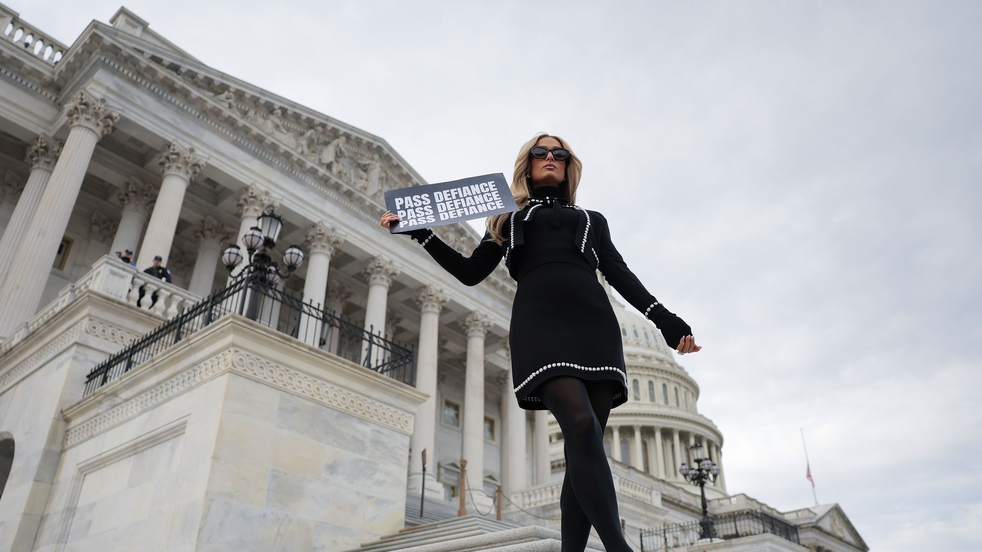 Paris-Hilton-k-mpft-gegen-KI-Deepfake-Pornografie